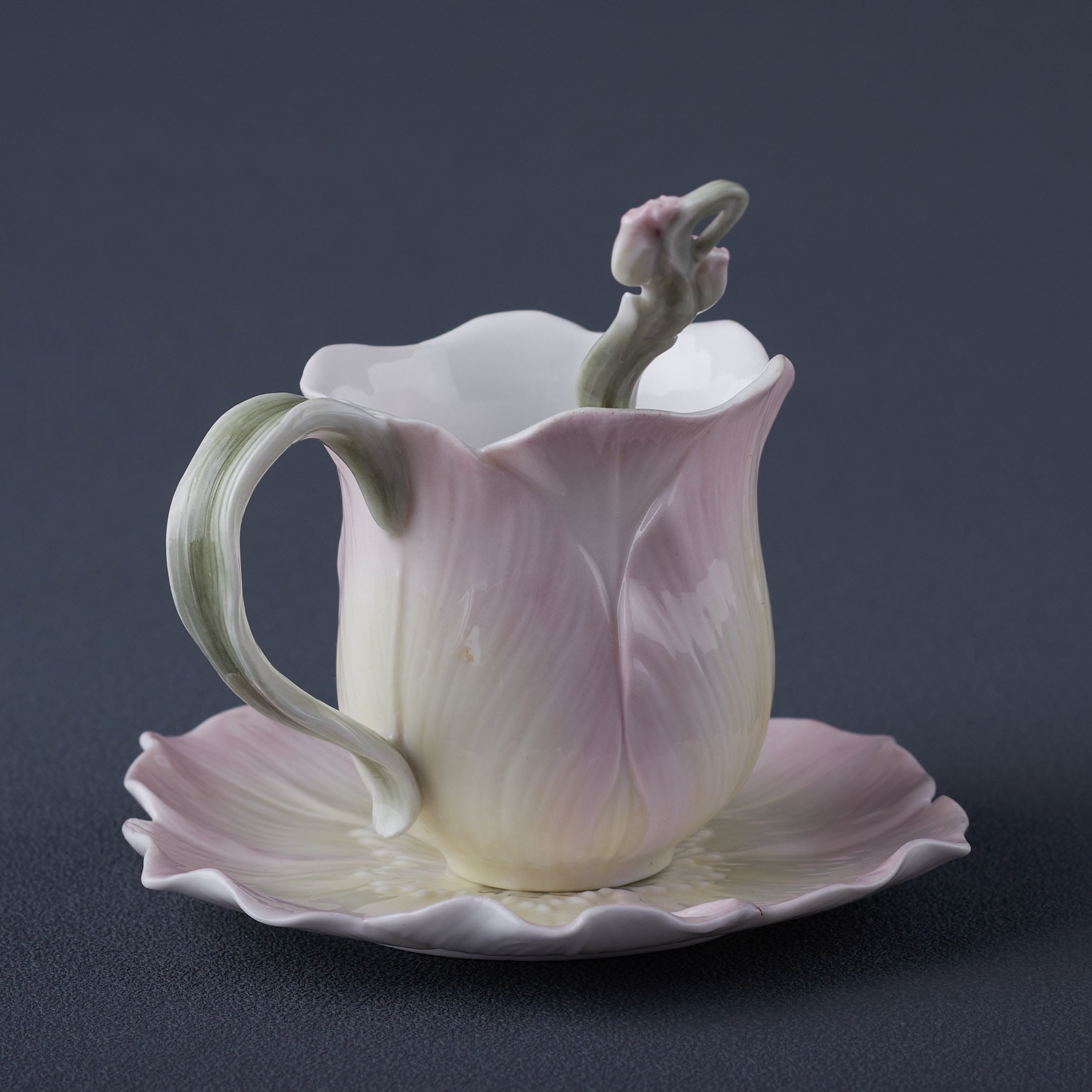 Tulip Coffee Cup Set With Spoon
