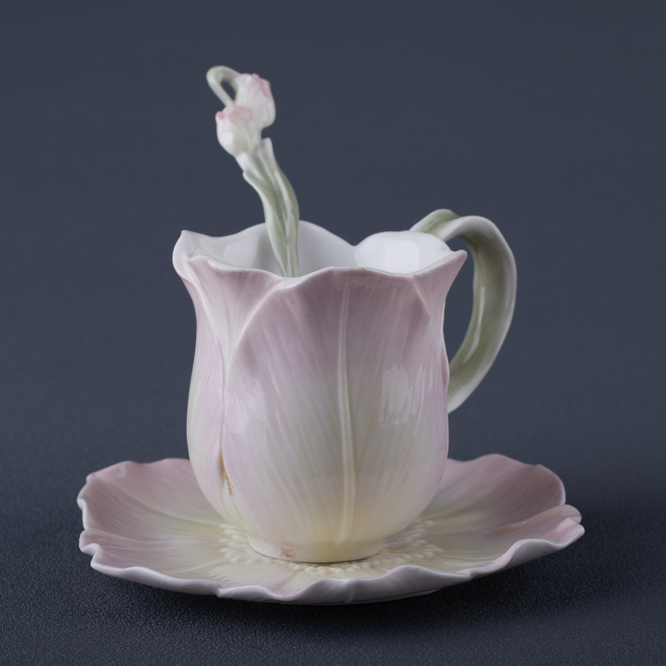Tulip Coffee Cup Set With Spoon