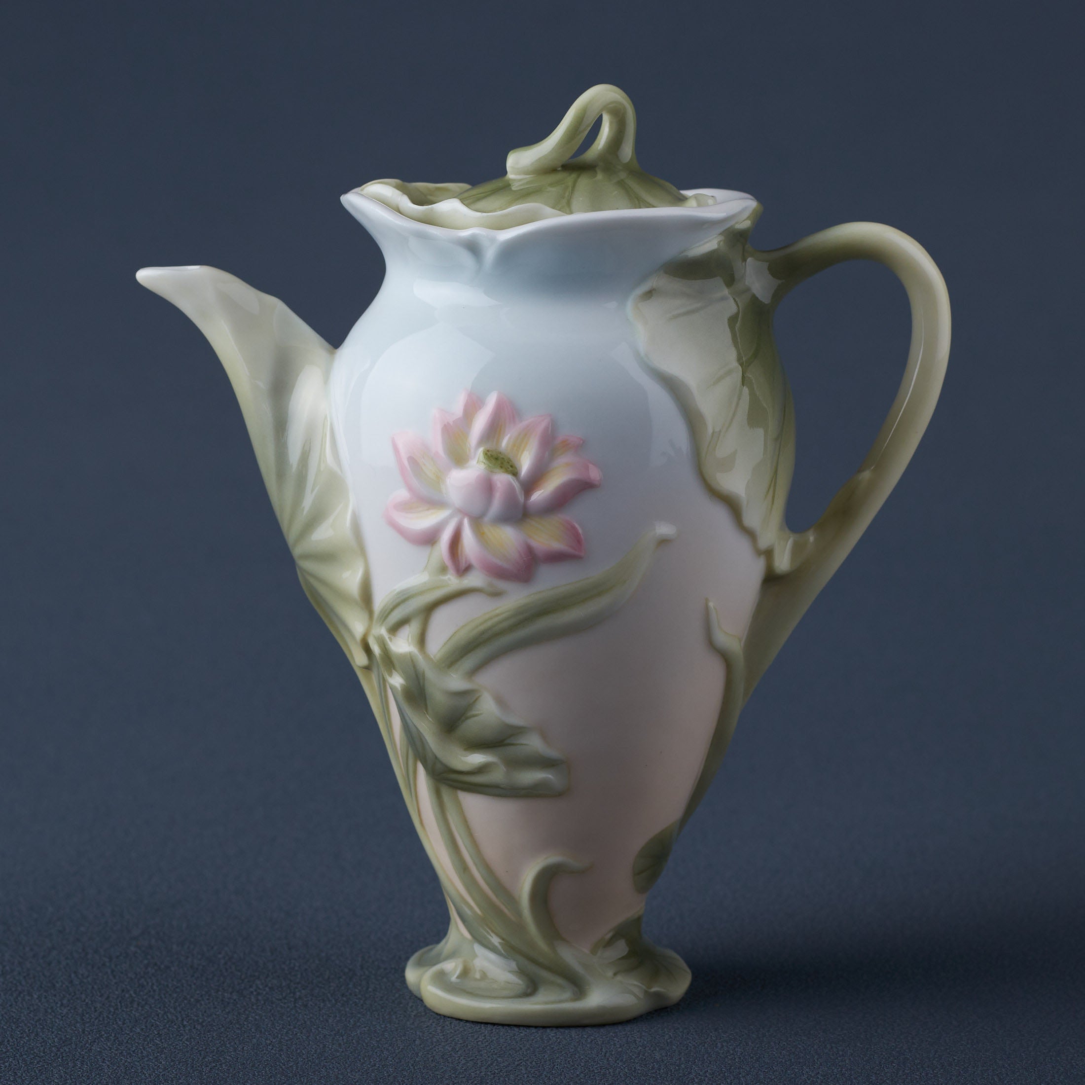Lotus Flower Tea Pot