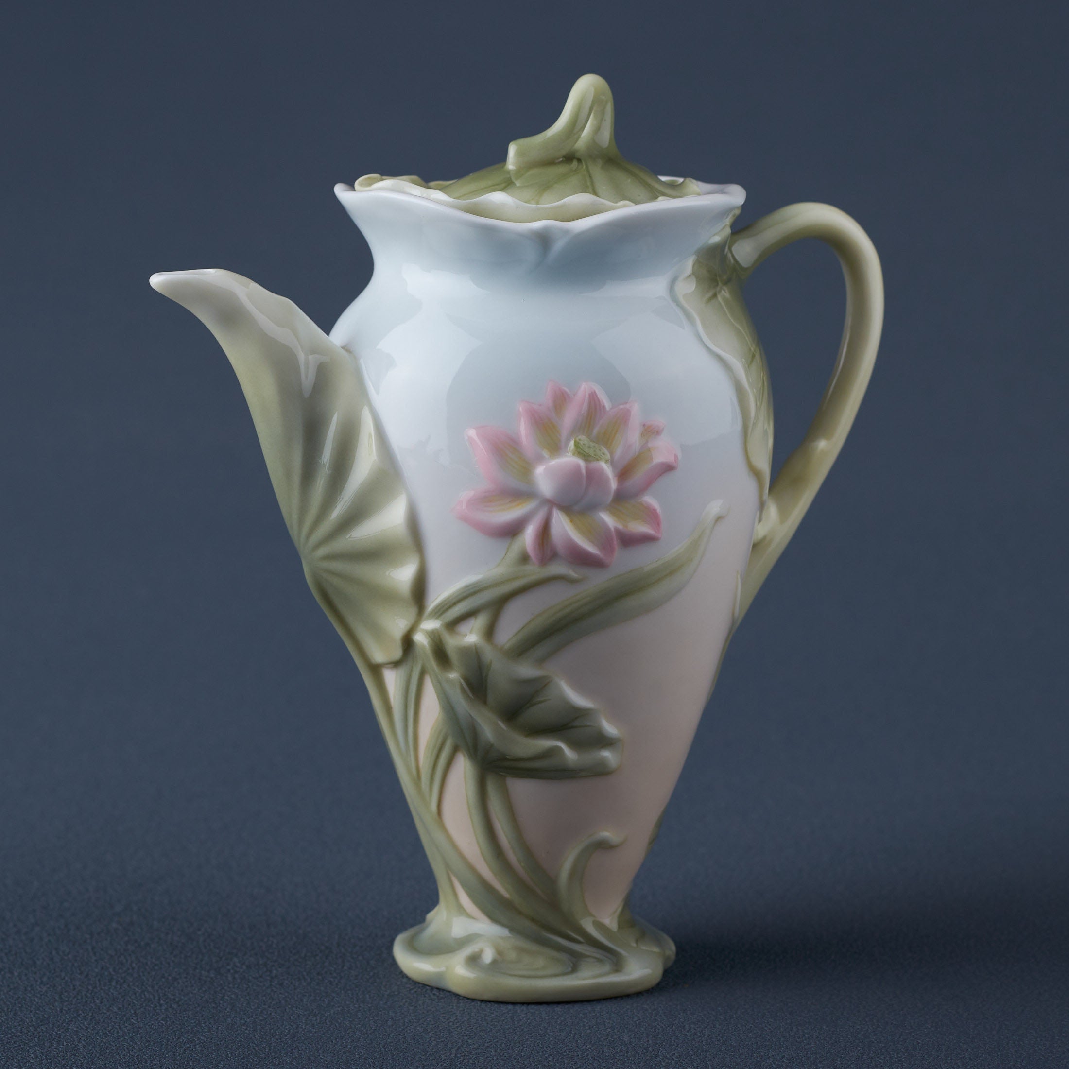 Lotus Flower Tea Pot