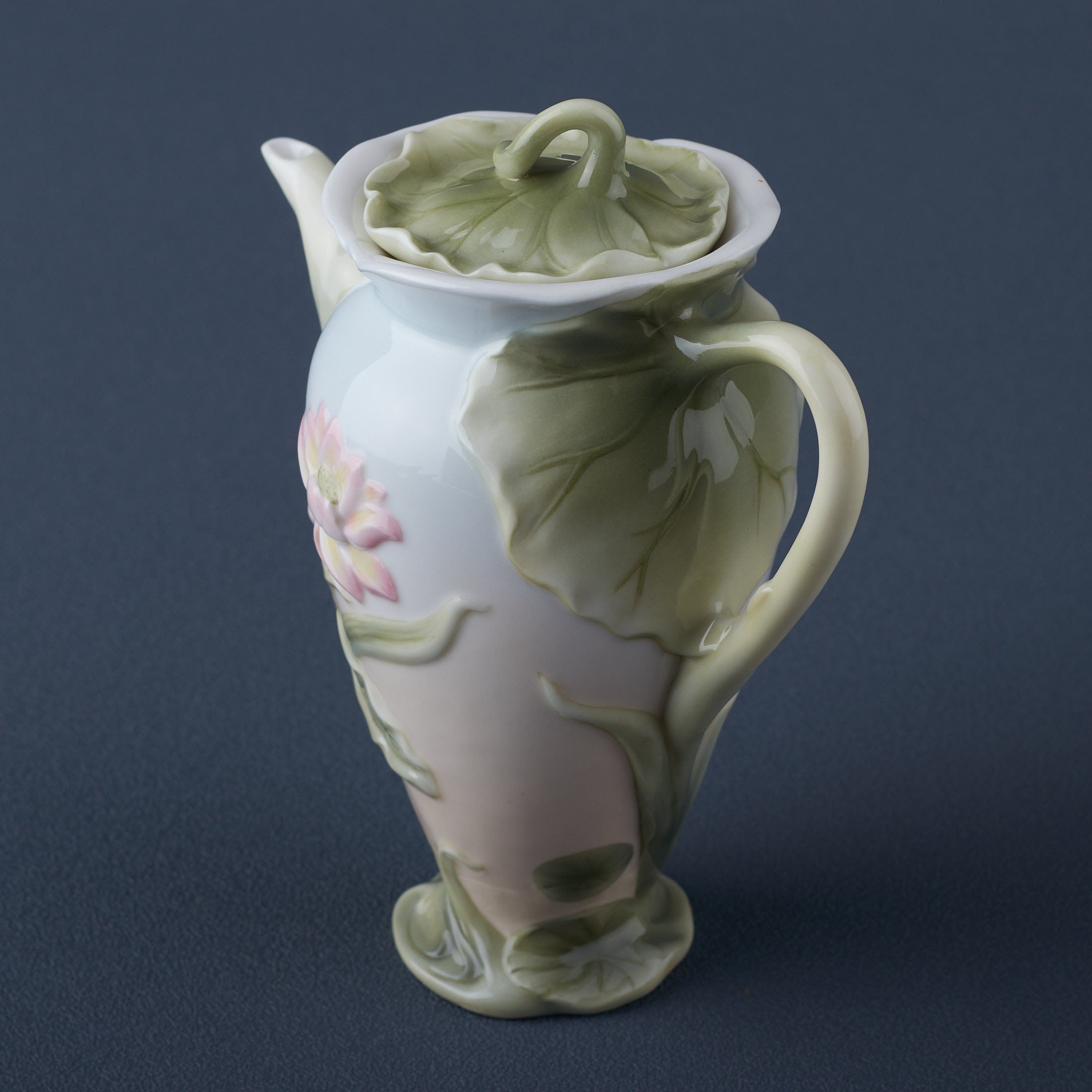 Lotus Flower Tea Pot