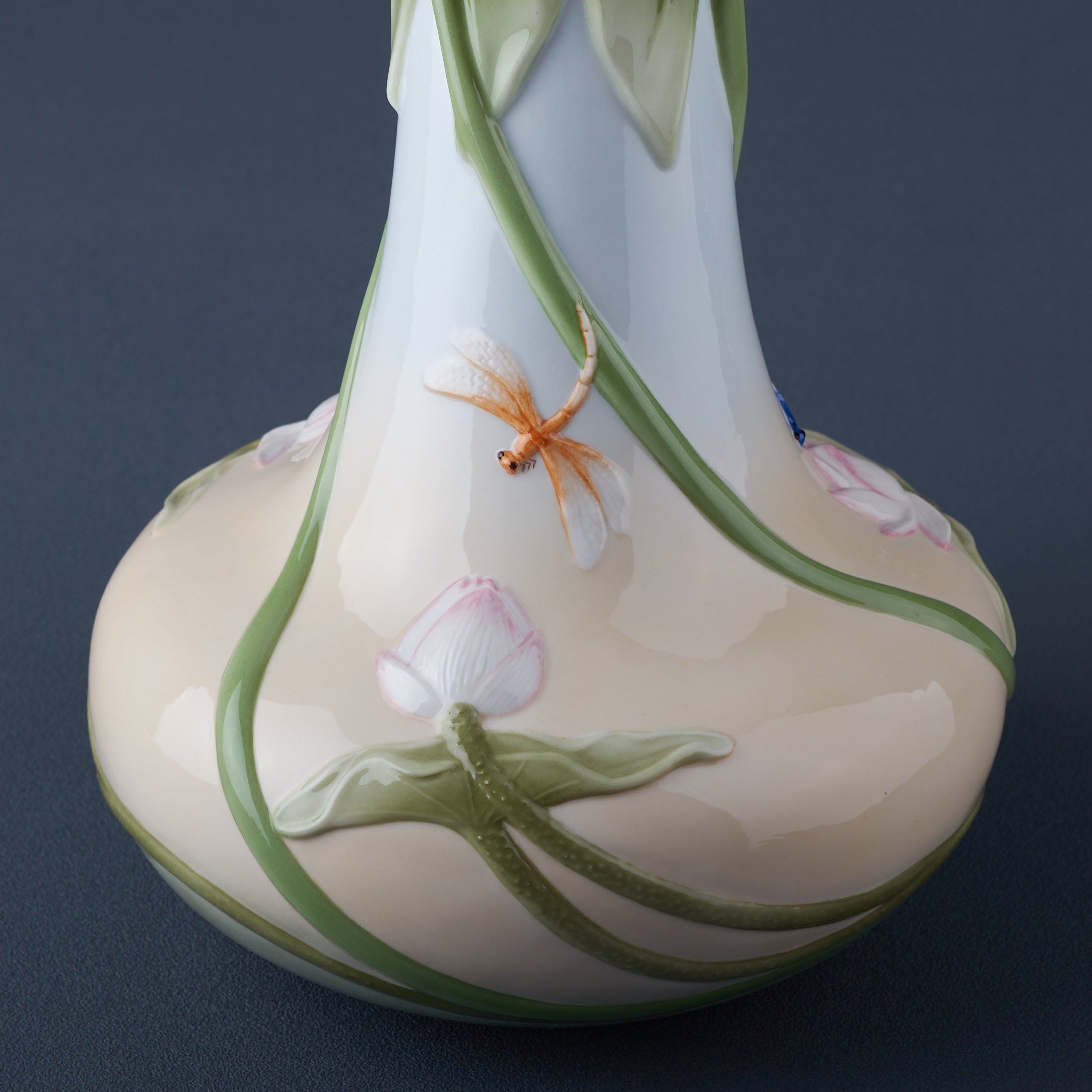 Triple Lotus Leaves Tall Vase With Red Dragon Fly