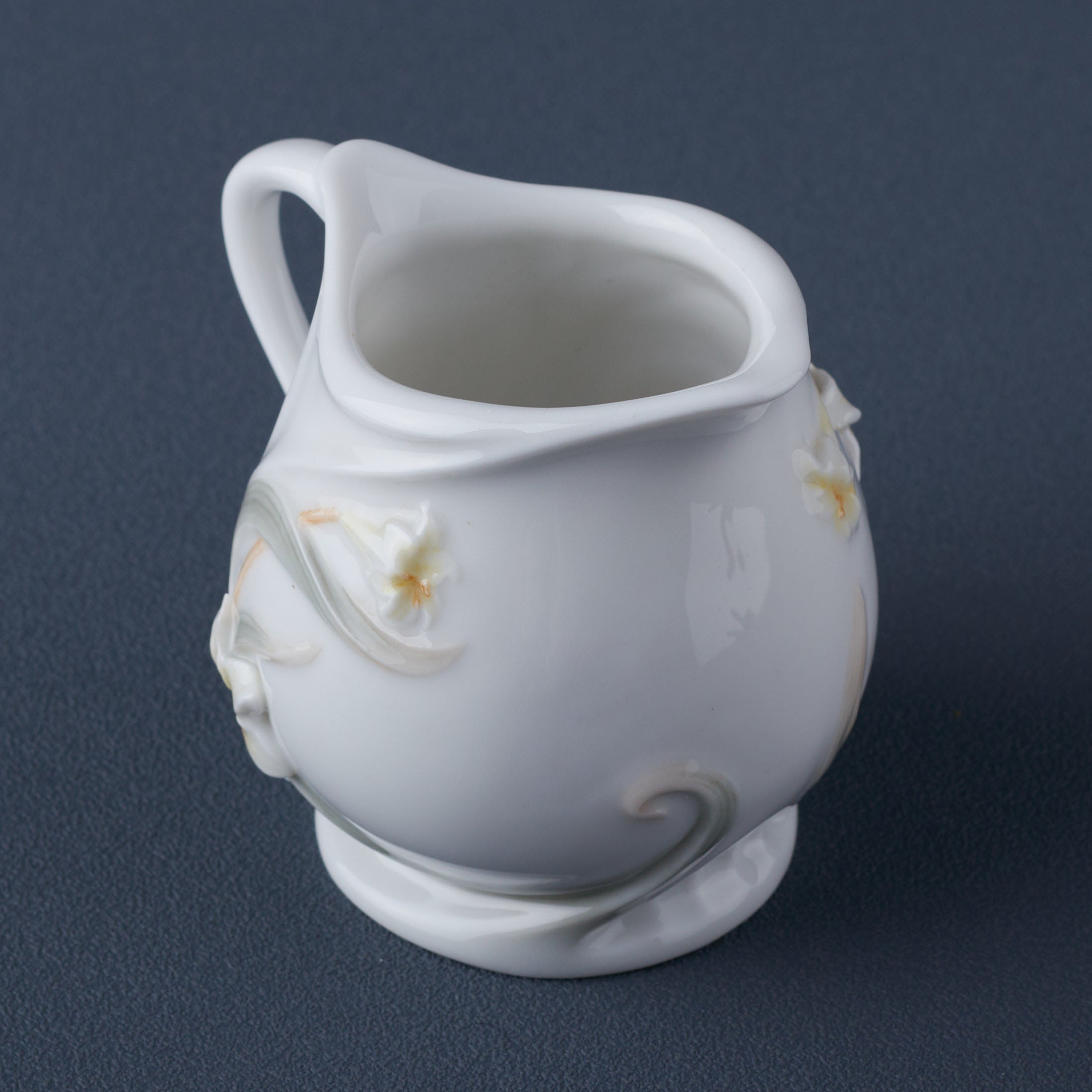 Lily Creamer