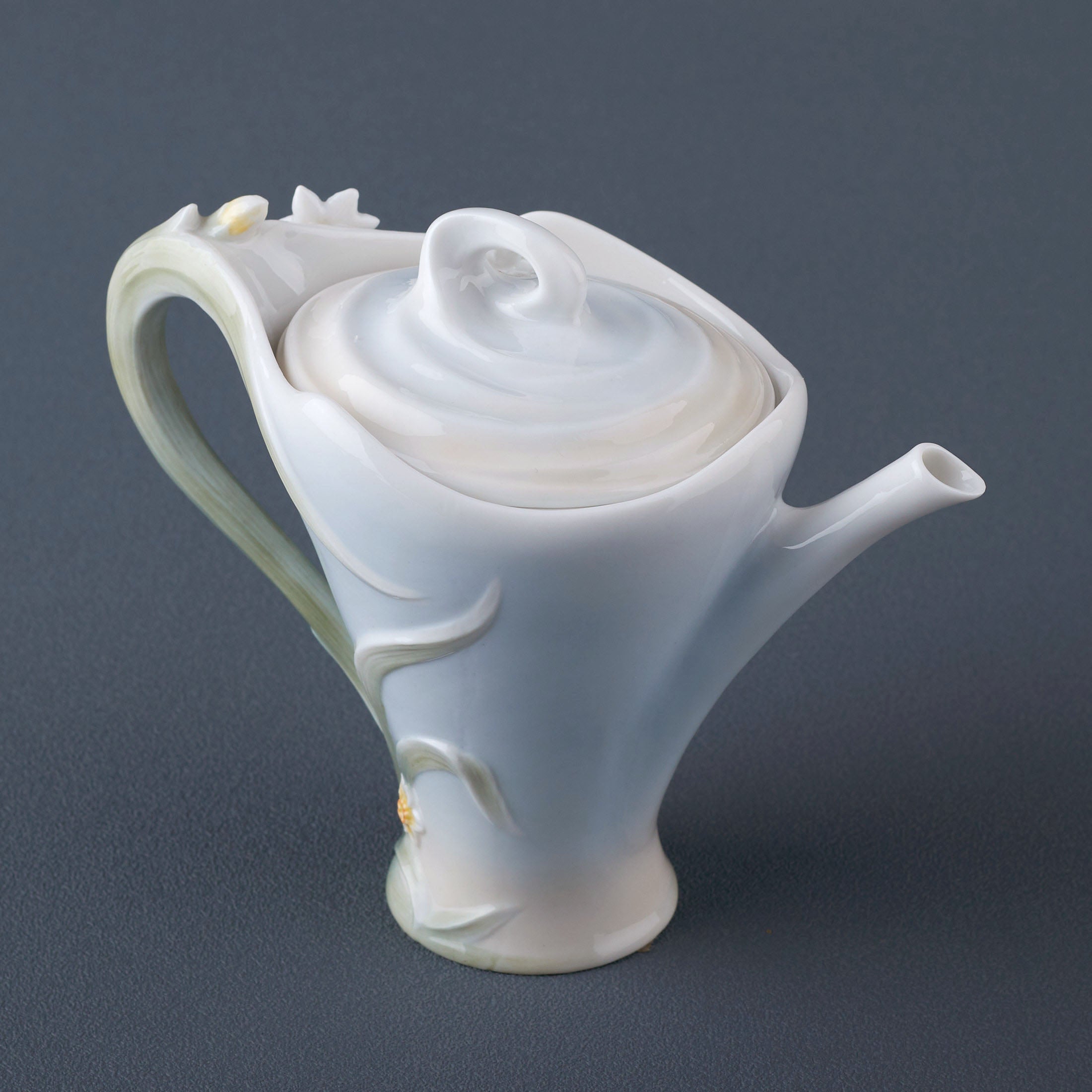 Egret Teapot (Mini)