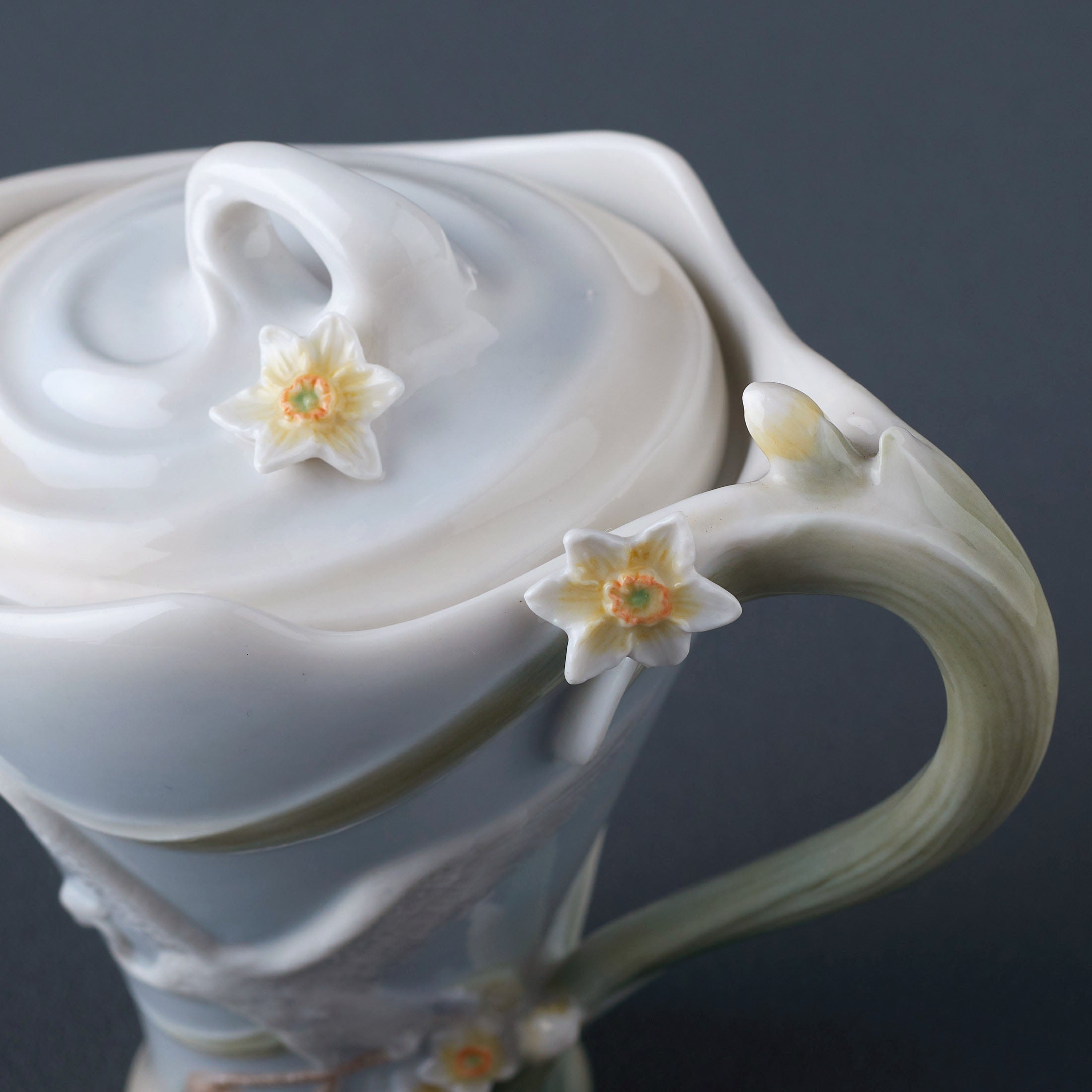 Egret Teapot (Mini)