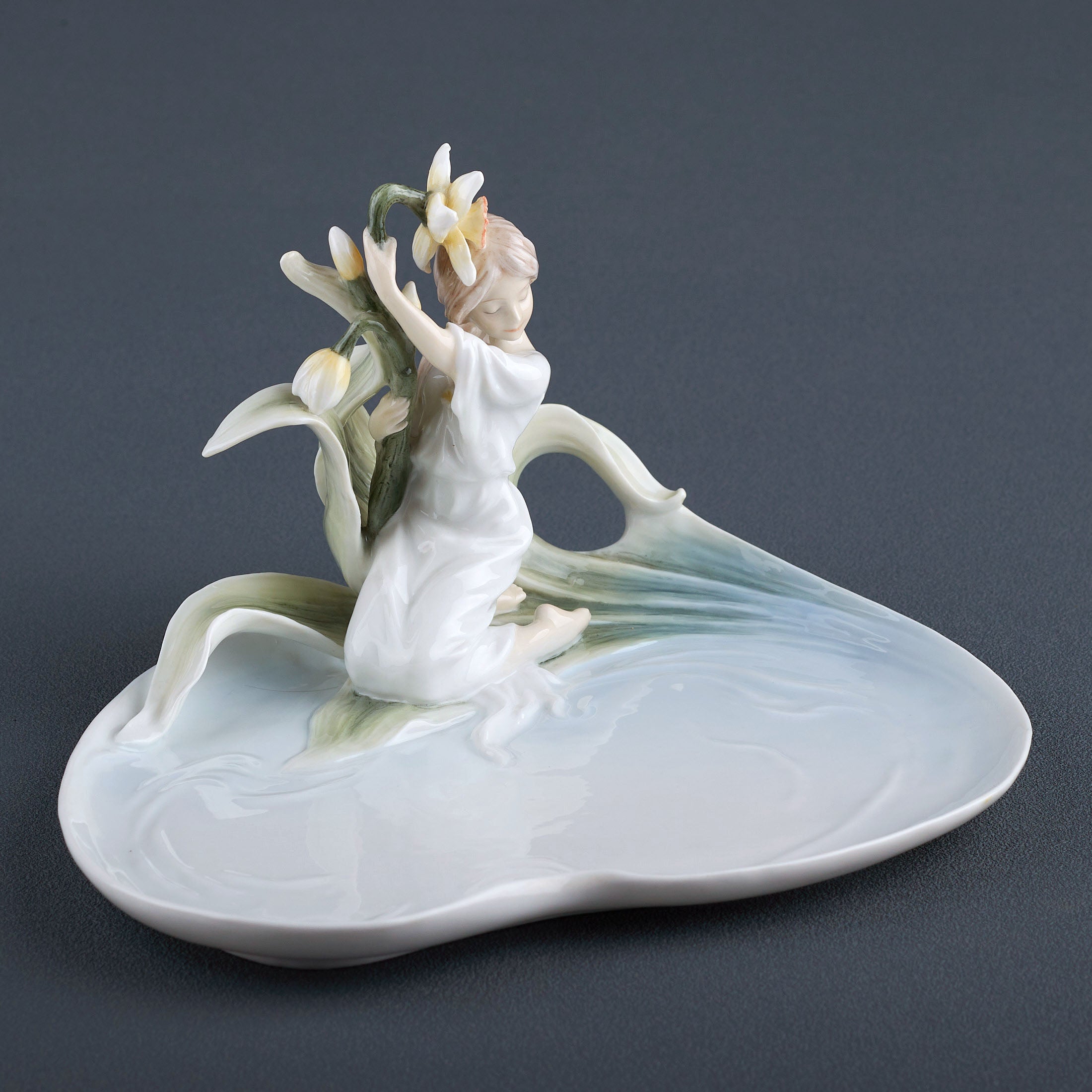 Narcissus and Girl Tray