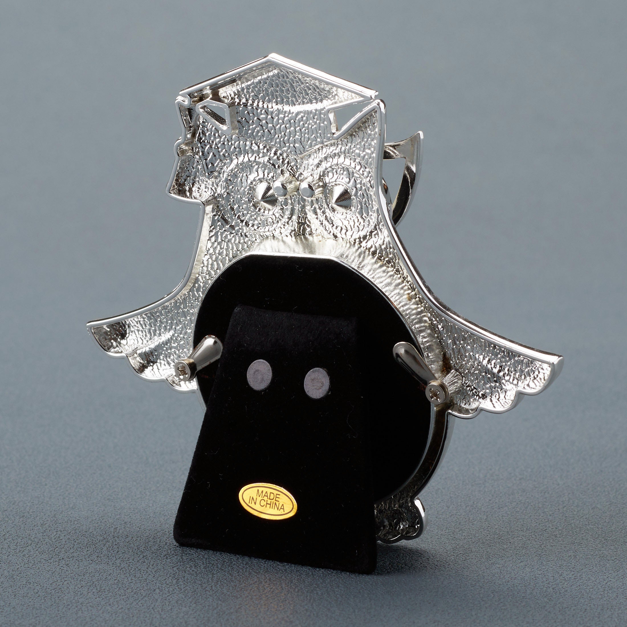 Graduation Owl Wings Expanded Round Shape Photo Frame