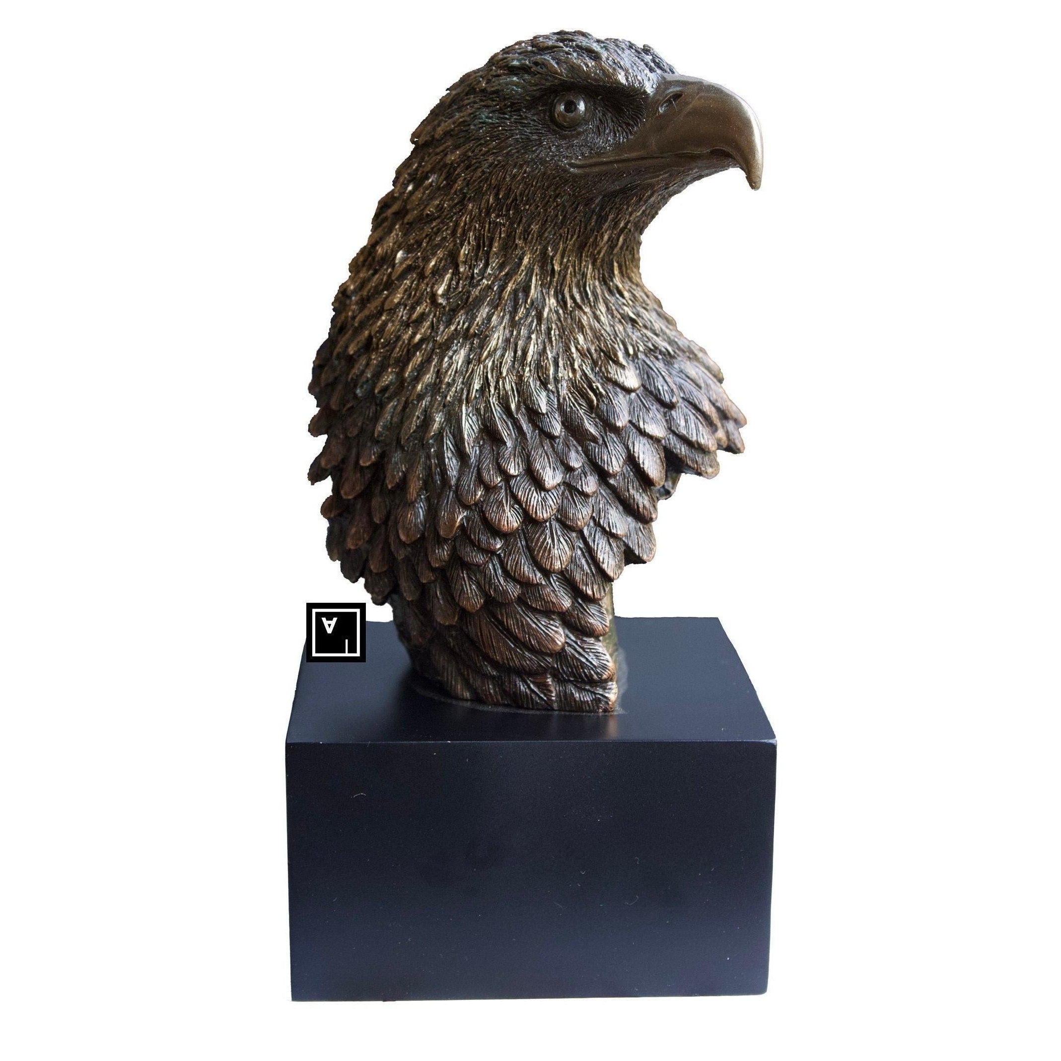American Eagle Head Sculpture on Pedestal | Animal Sculptures