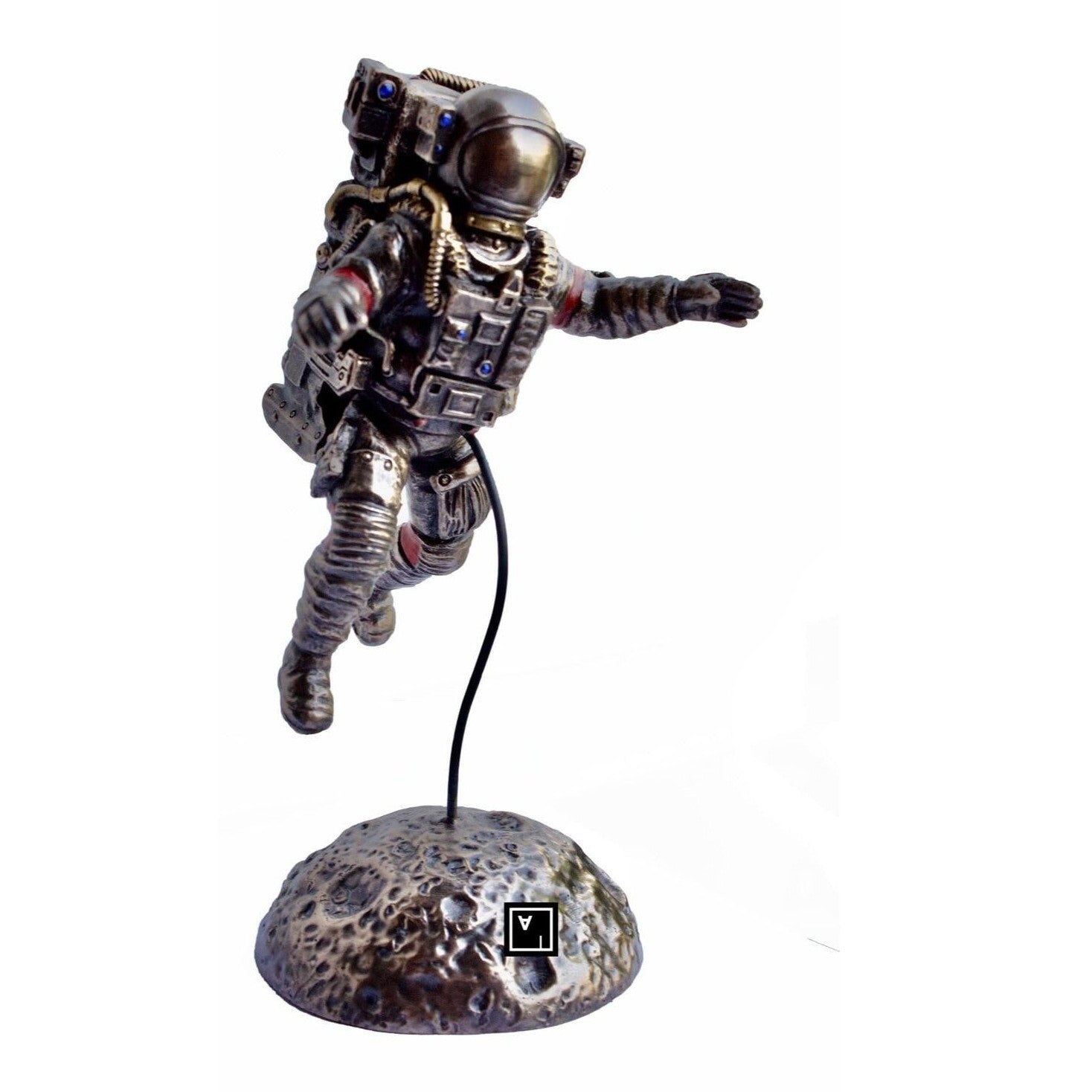 Astronaut | Figurines & Statues | Home Decor | Handcrafted