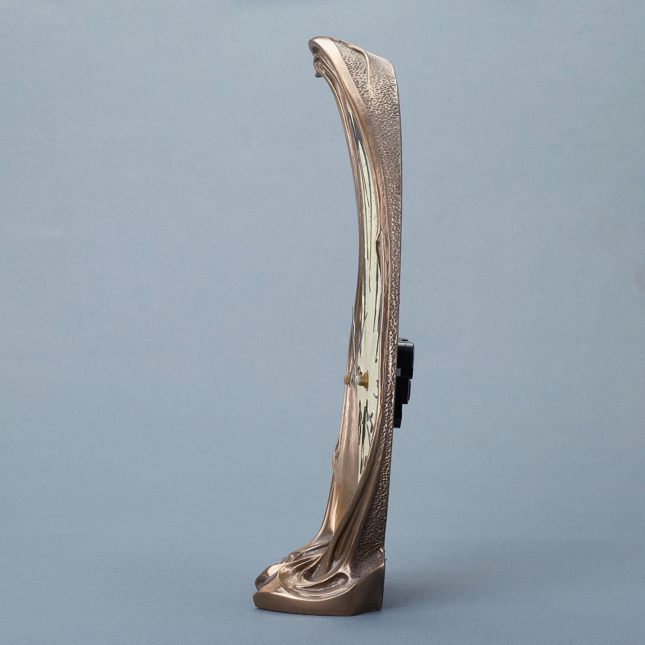 Art Nouveau Melting Clock 8388