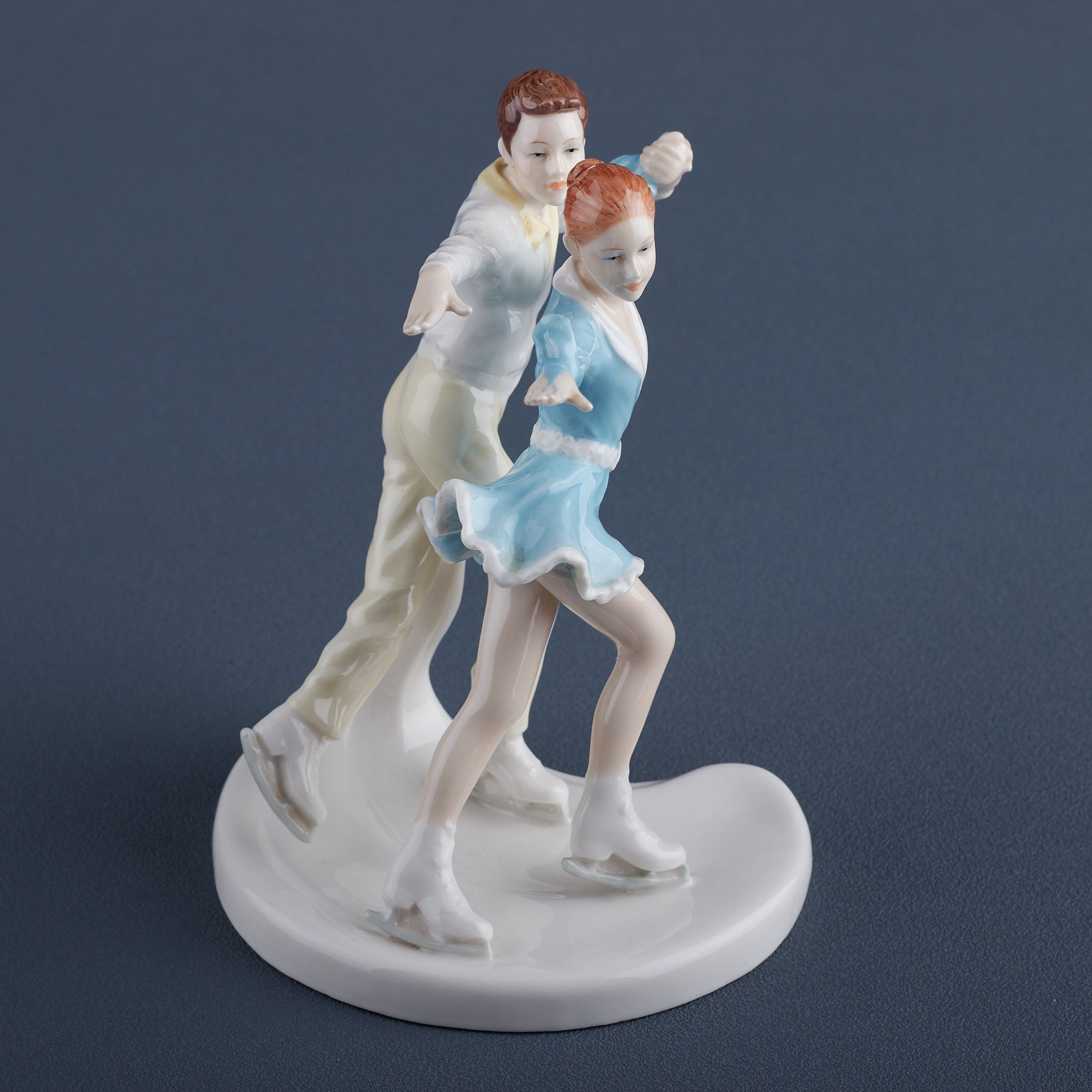Ice Dancers Crossovers