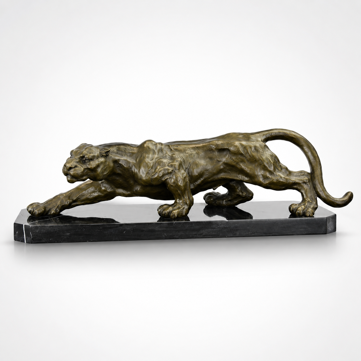 Bronze Sculpture of a Crouching Panther – Handcrafted Wild Animal Ar