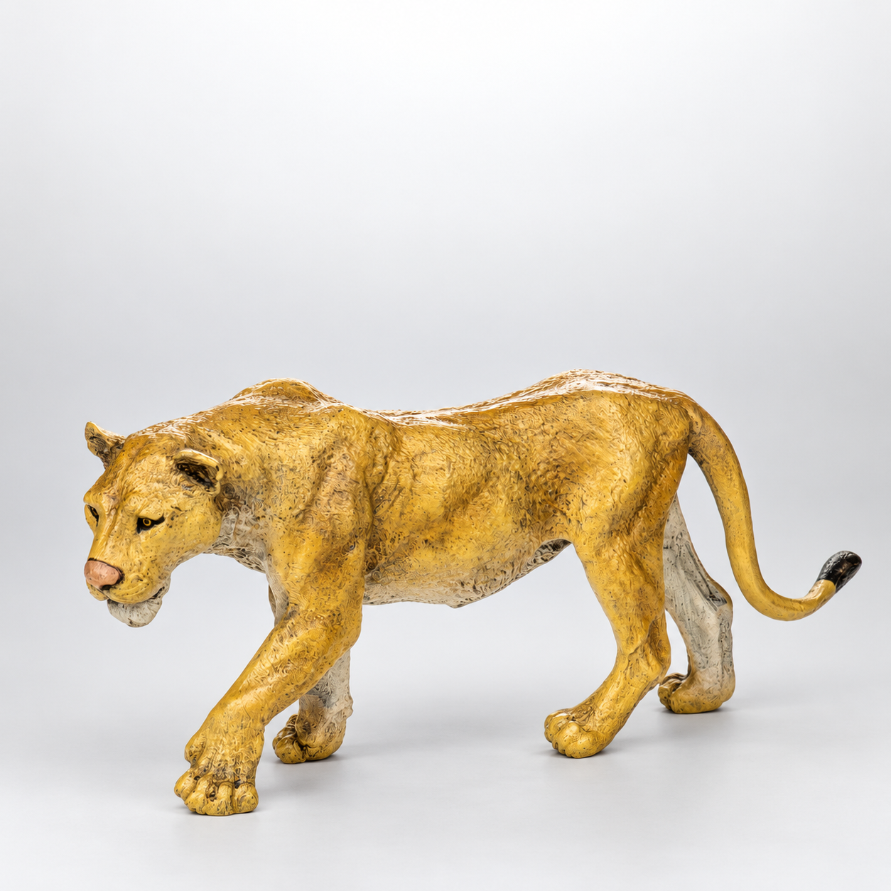 Lioness Vienna Bronze Miniature – Cold Painted