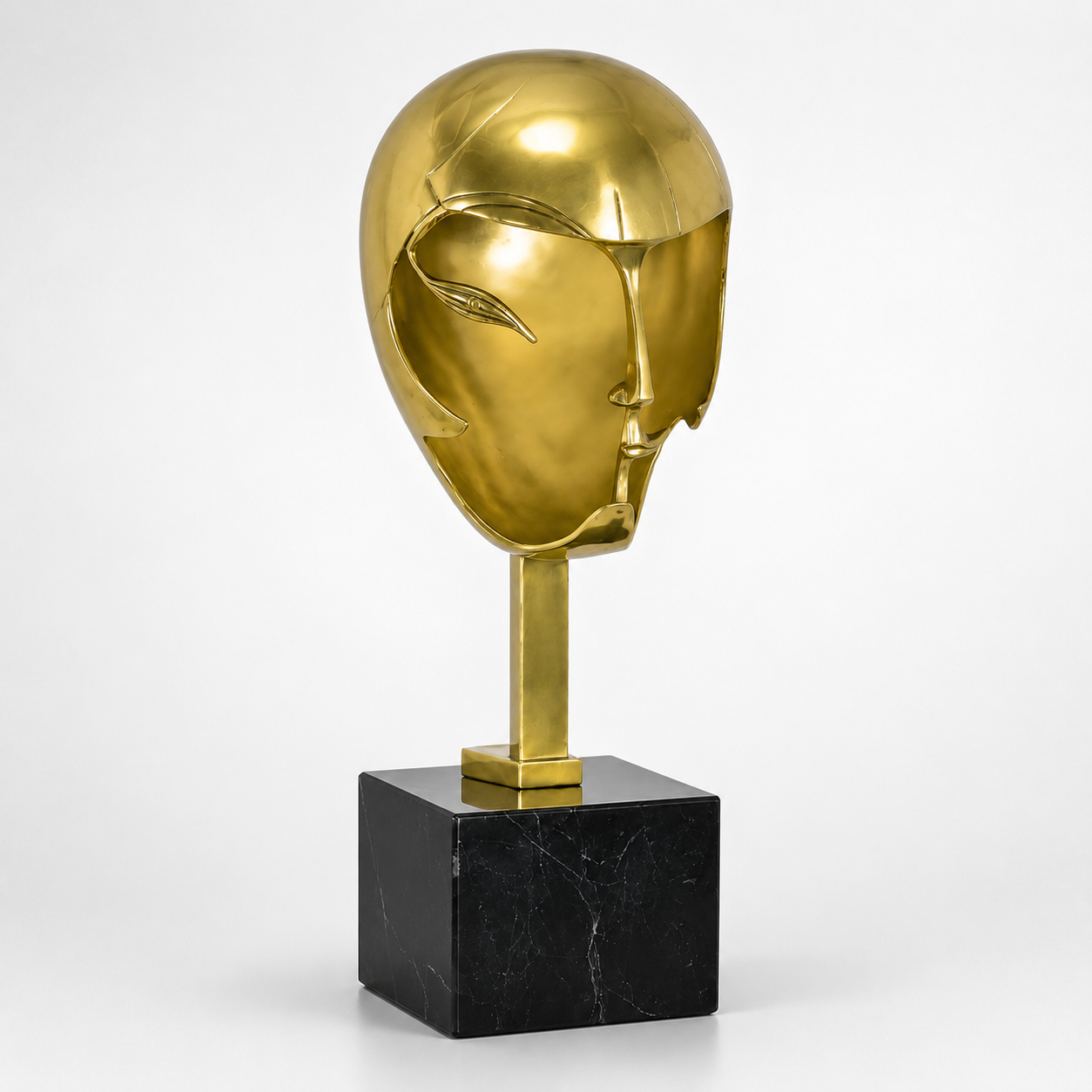 Bronze Sculpture of Kiki De Montparnasse | Curios & Collectibles