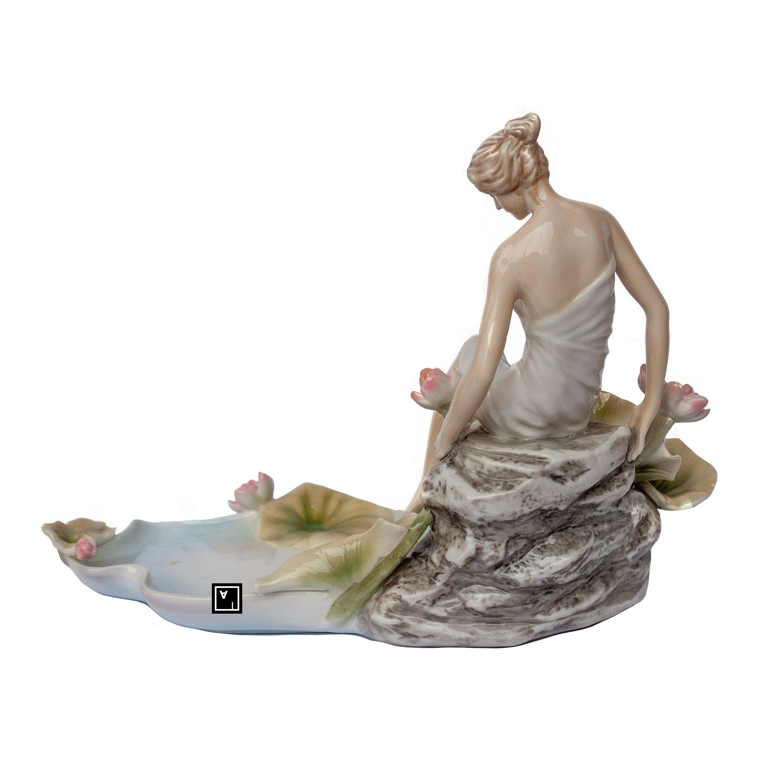 Blue and White Porcelain Tray | Curios & Collectibles | Home Decor
