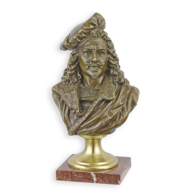Historical Commander Bust | Handcrafted Bronze Decor