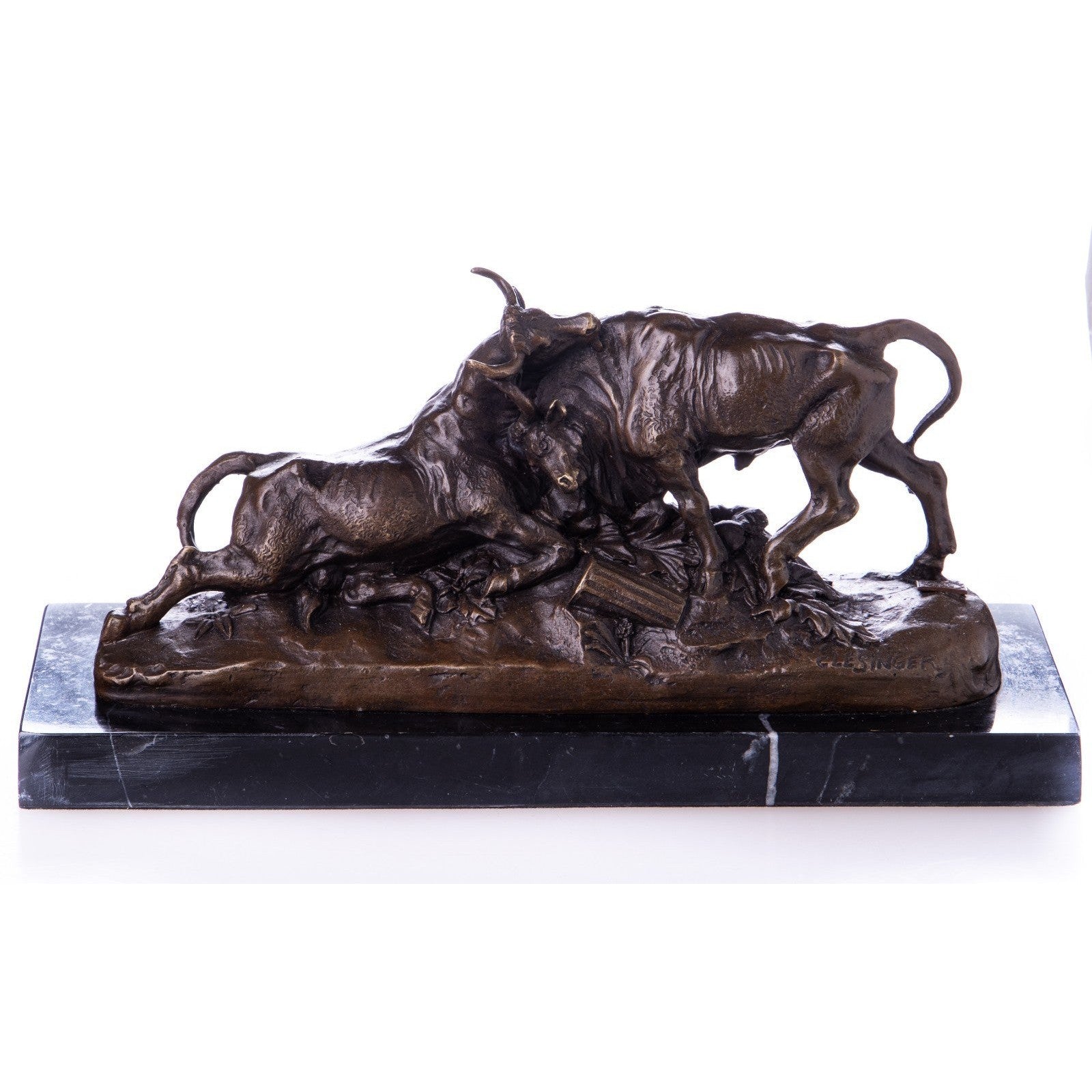 Bronze Sculpture of Fighting Bulls | Animal Sculptures | Home Decor