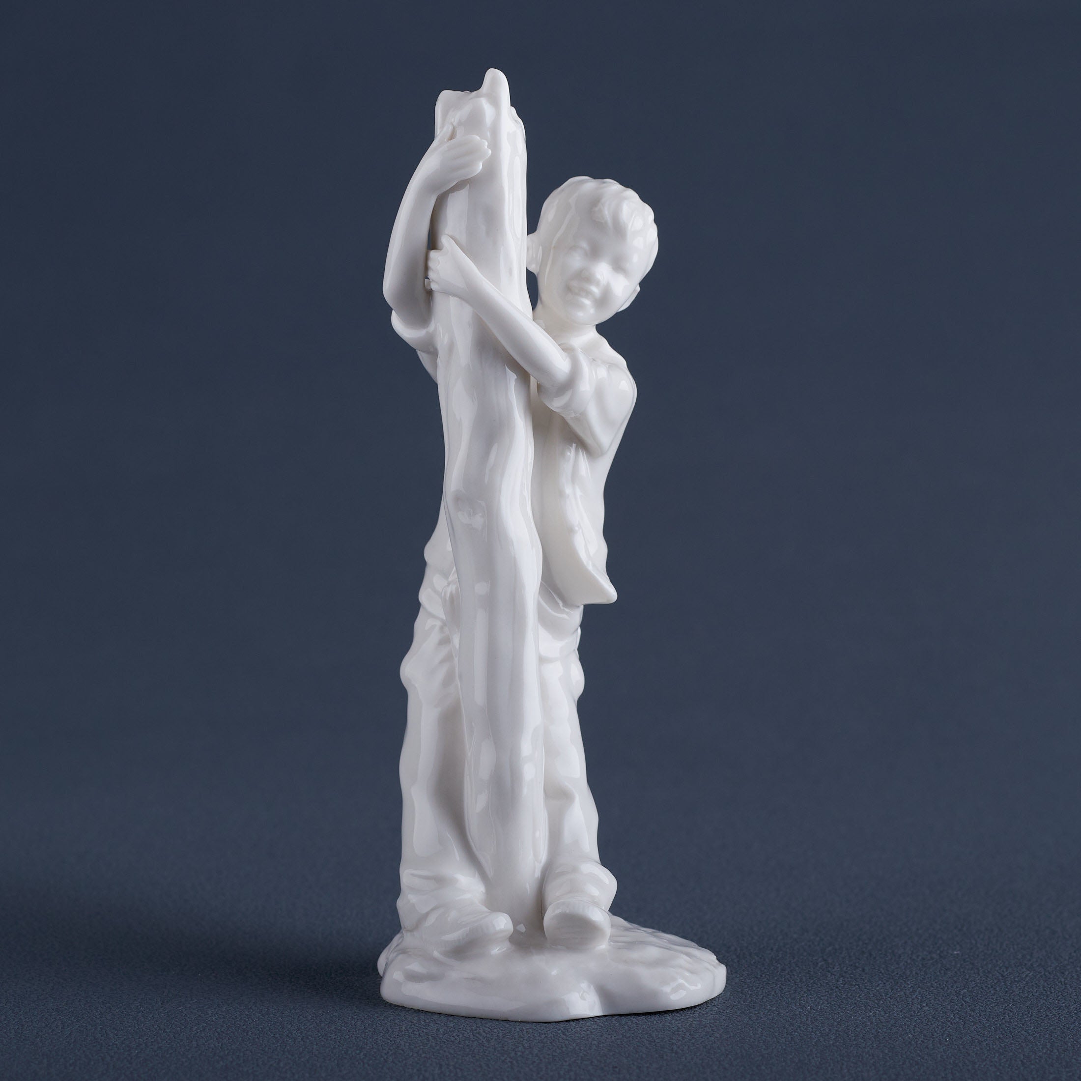 Oriental Youth Hide and Seek (White)