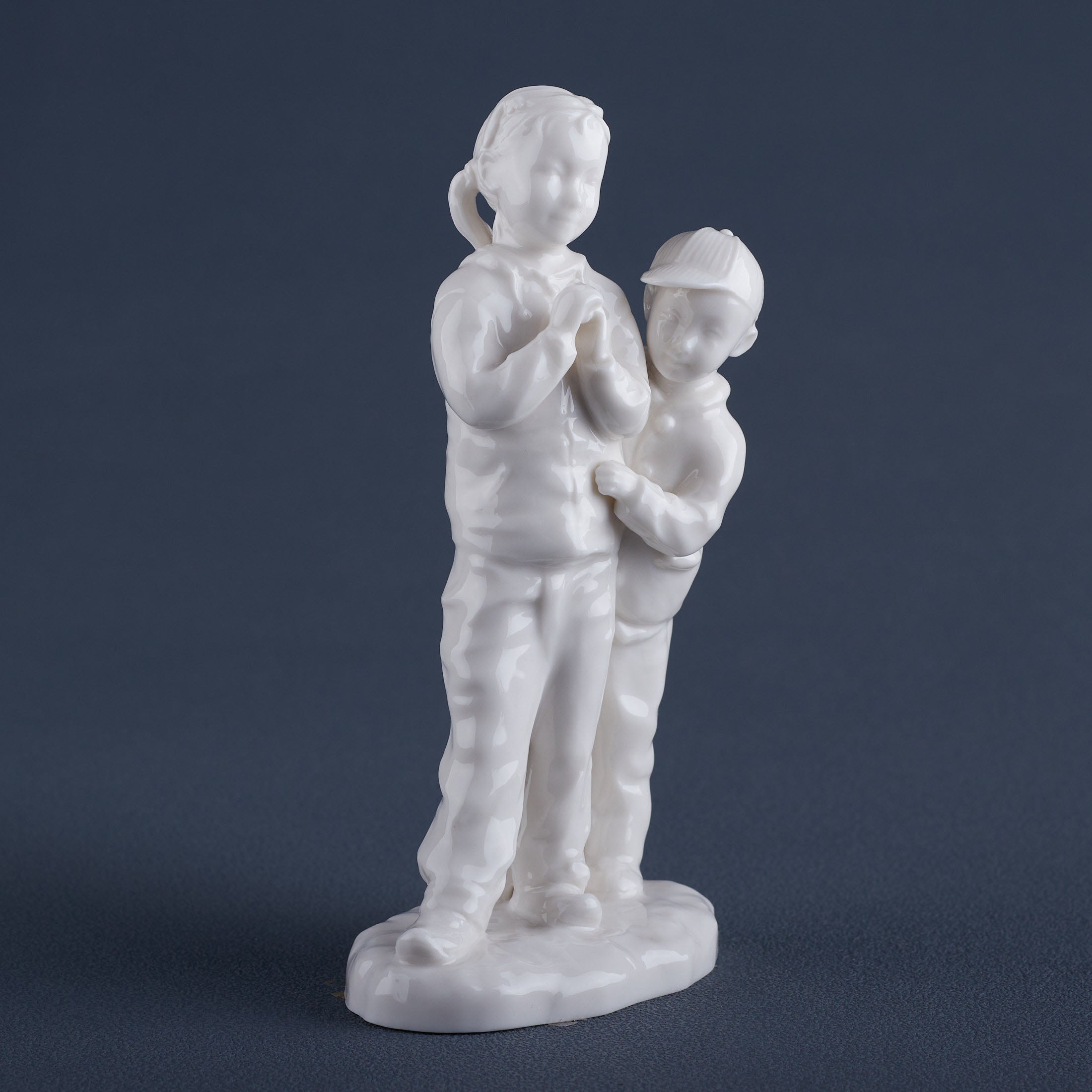 Oriental YouthNew Year Wishes(White)