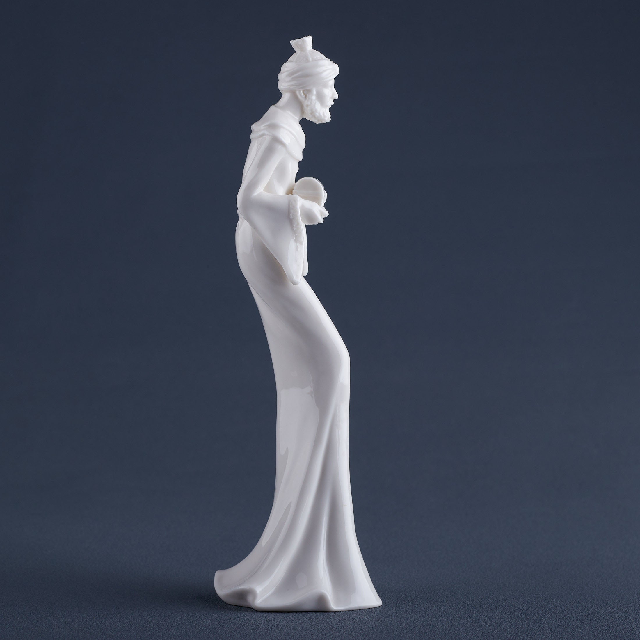 Nativity Wise Man With Frankincense (White)