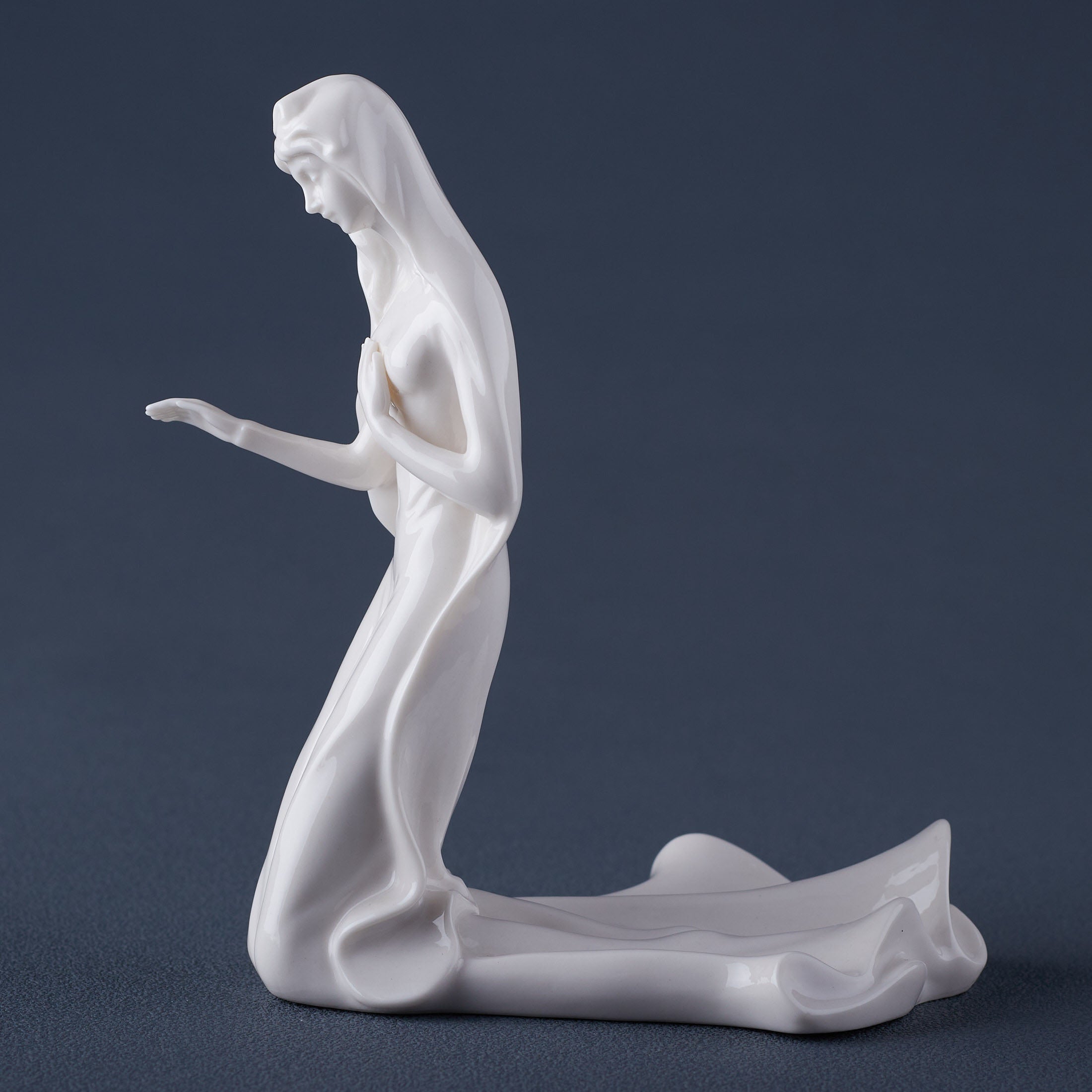 Nativity Virgin Mary (White)