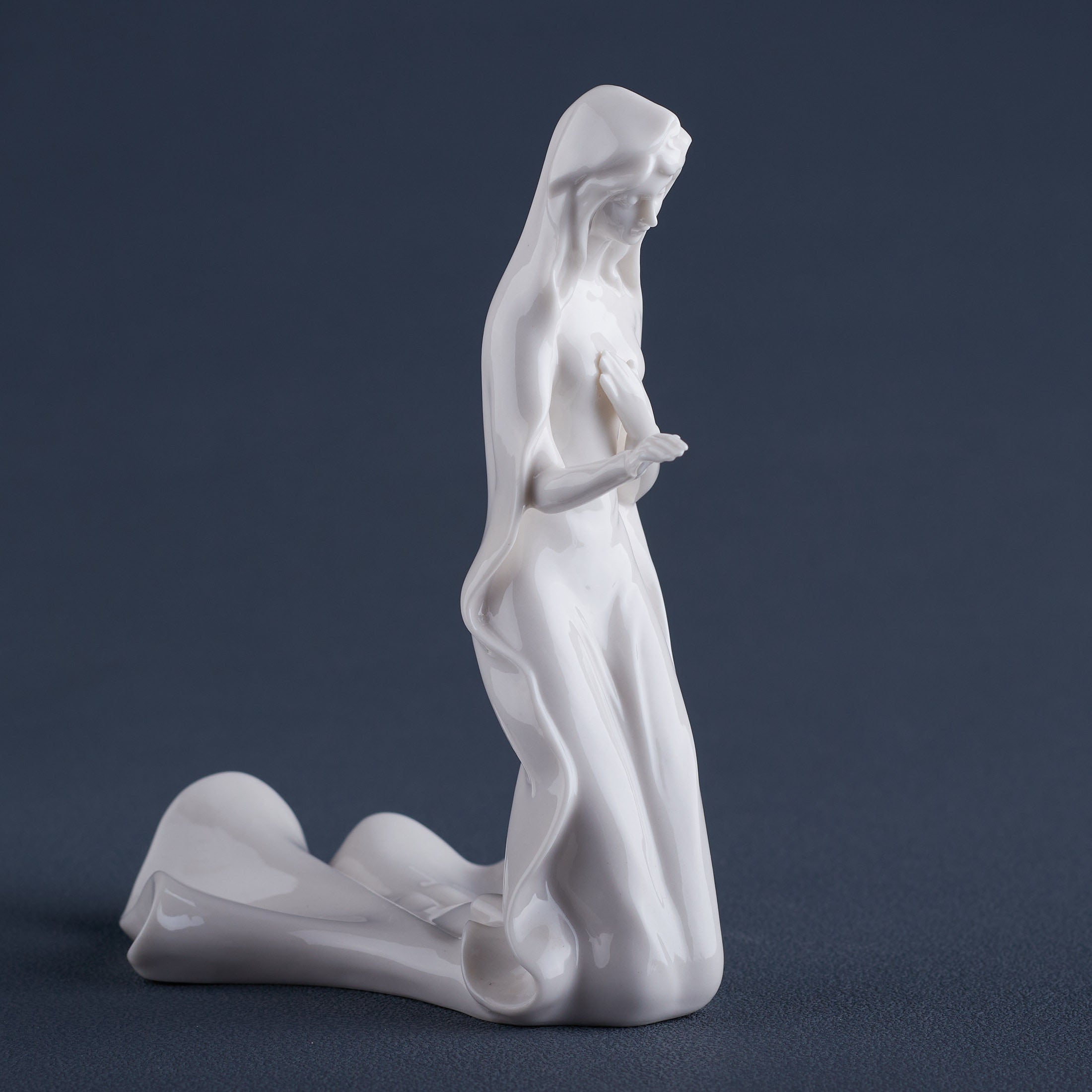 Nativity Virgin Mary (White)