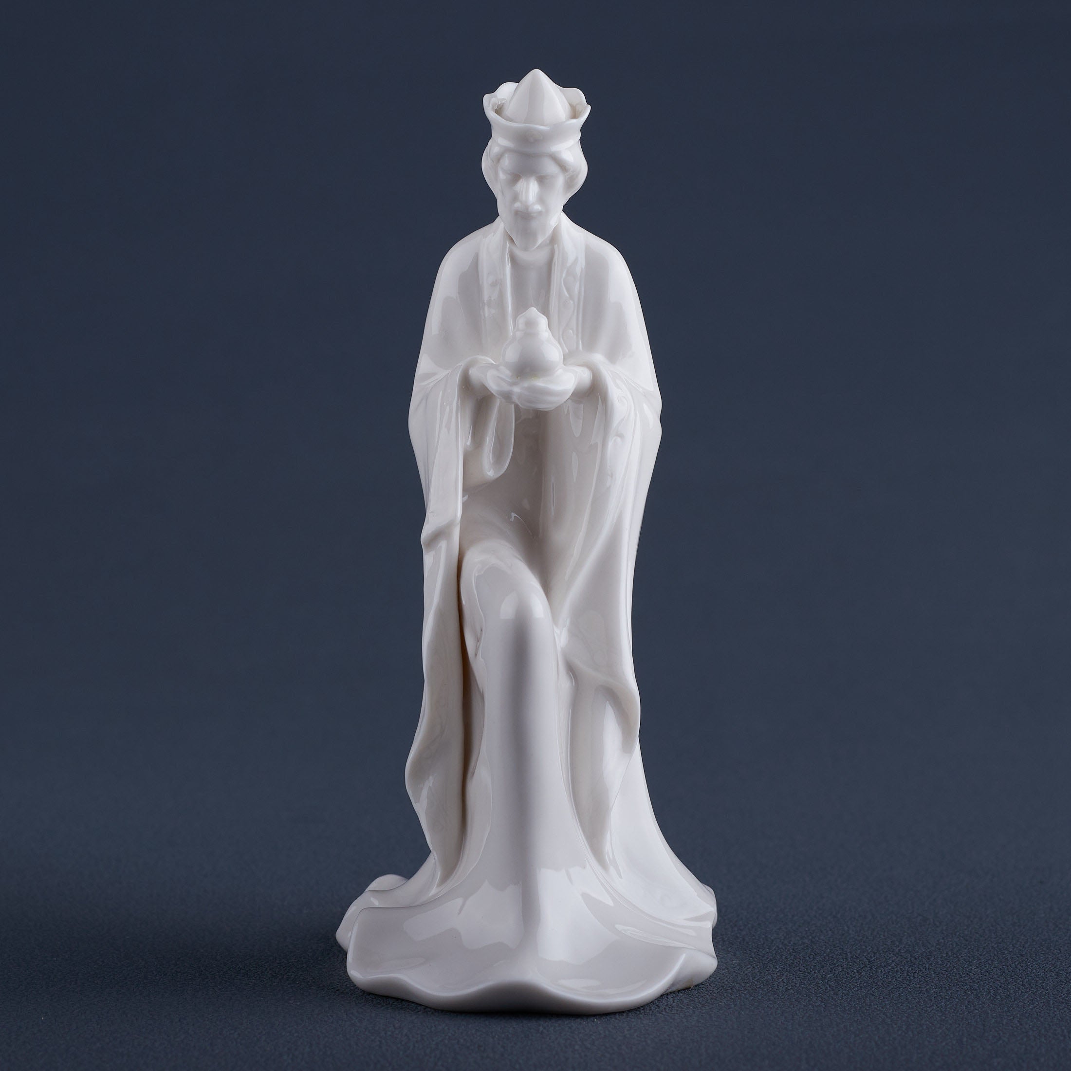Nativity Wise Man With Myrrh (Glazed)