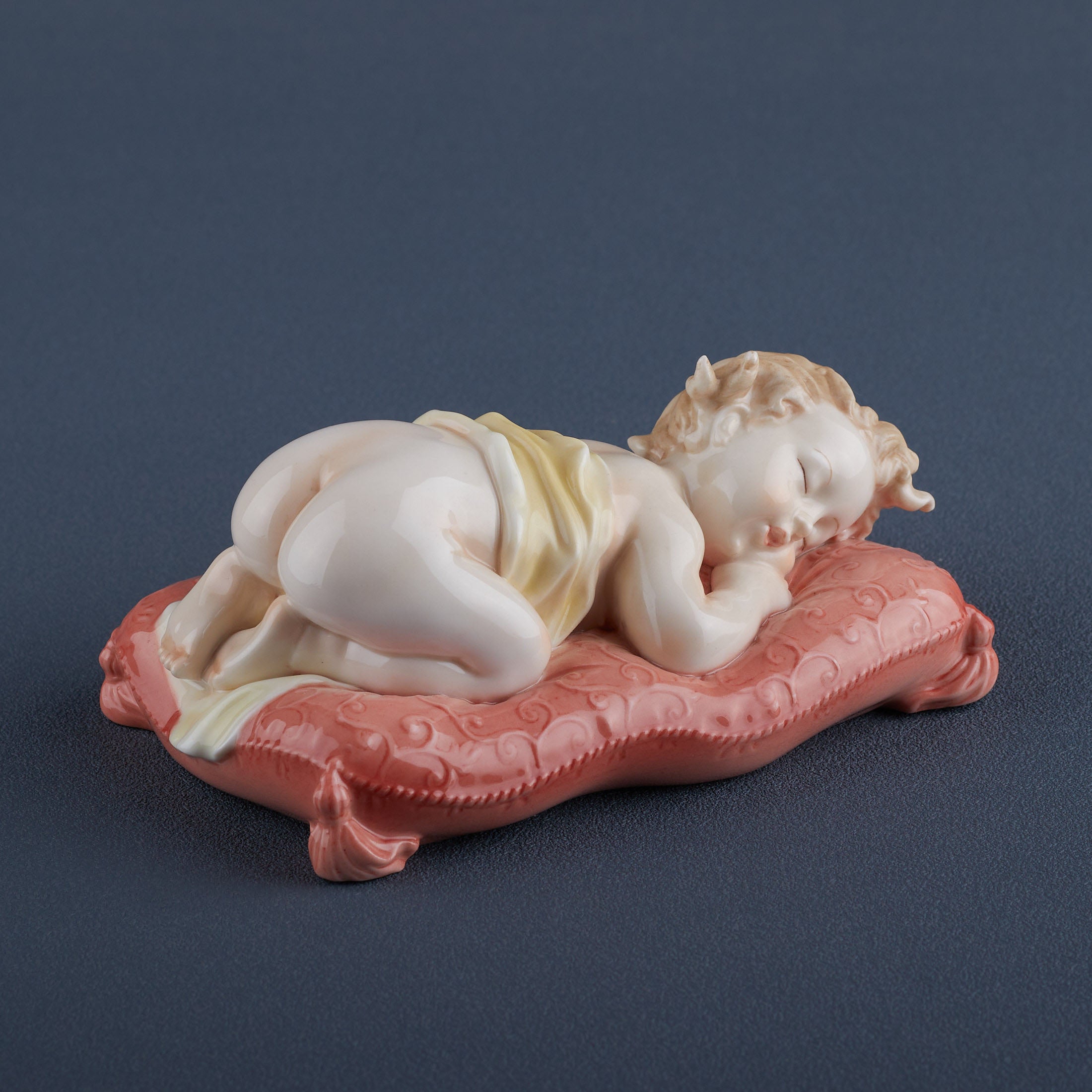 Infant Sleeping (Without Cloth)