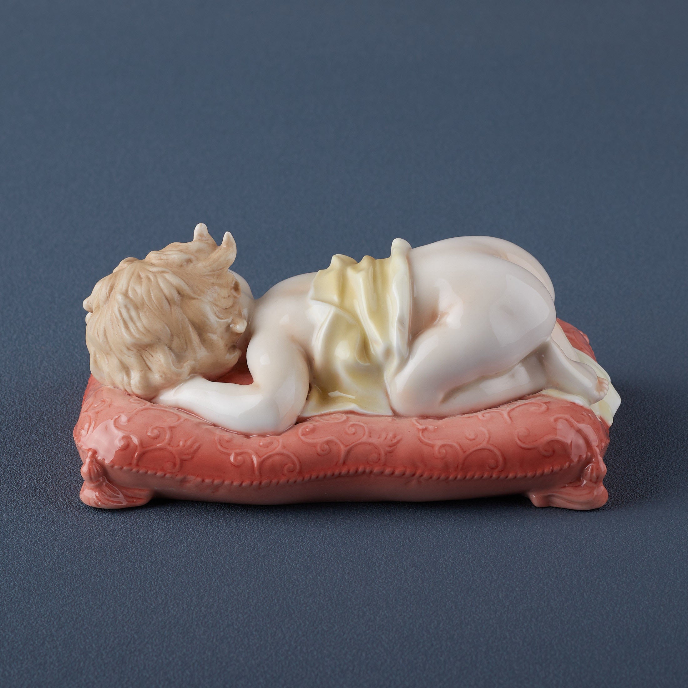 Infant Sleeping (Without Cloth)
