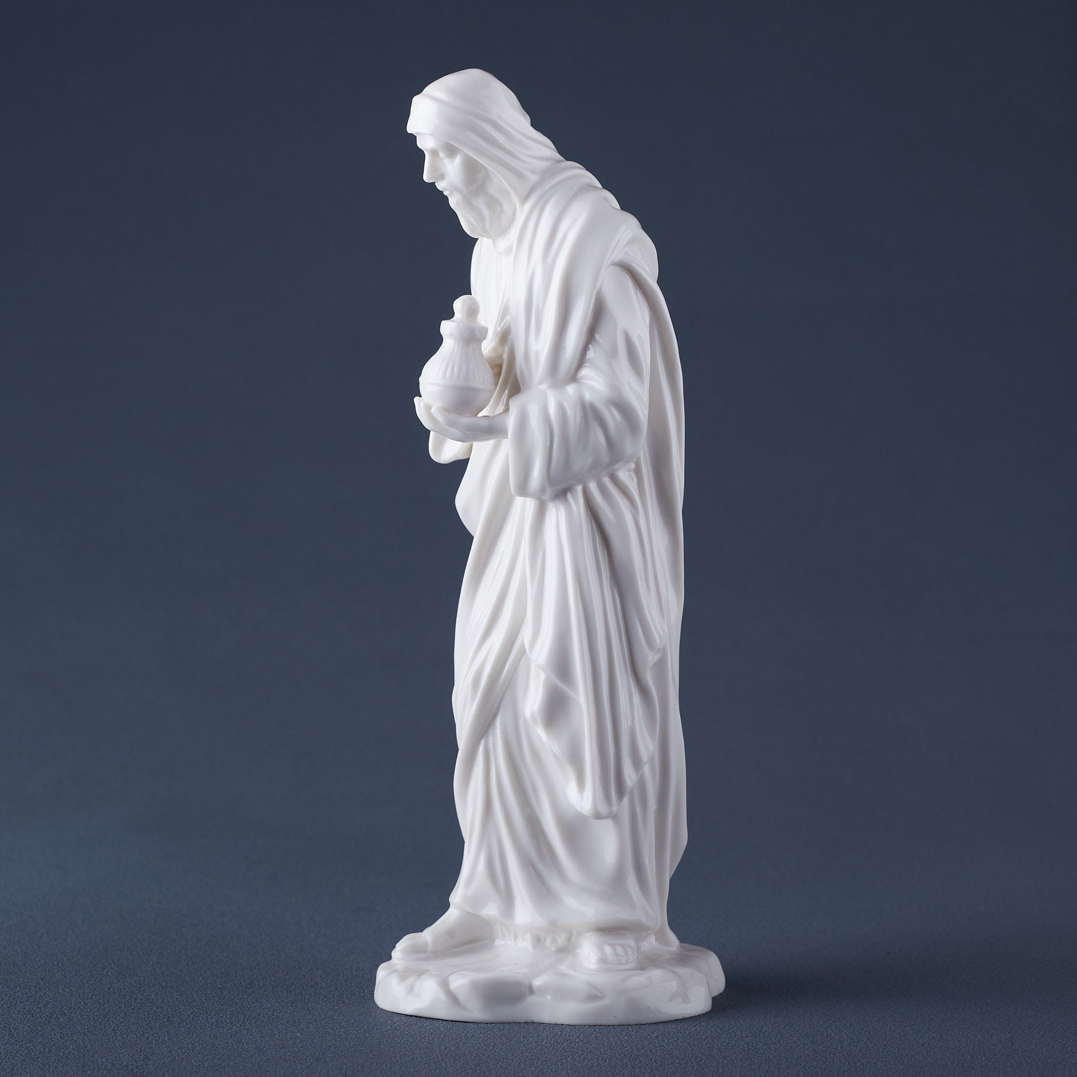 Balthazar King Of Ethiopia Offering Myrrh(Wht)