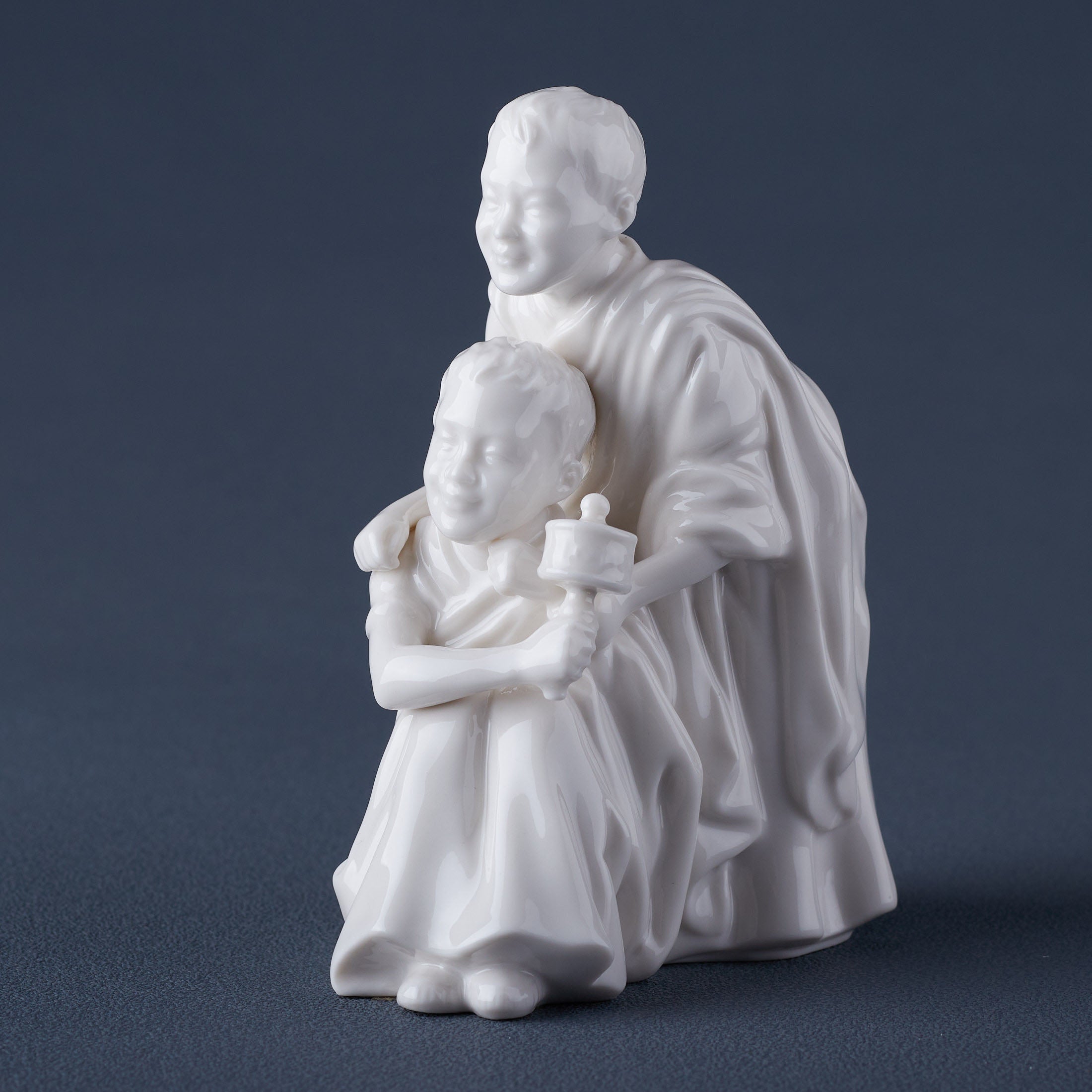 Tibet Figurine Two Young Lamaes Of Tibet