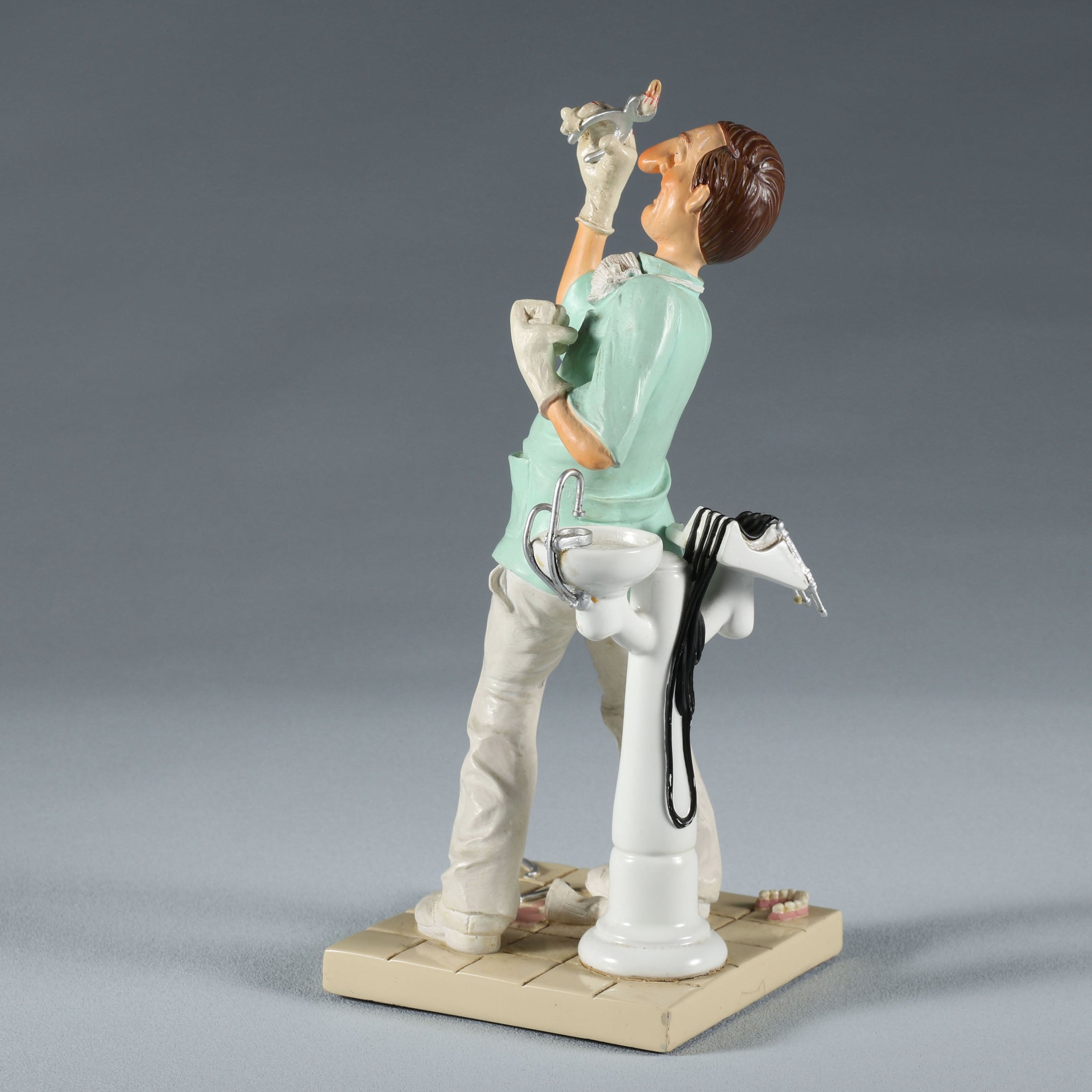The Dentist – 50% Scale