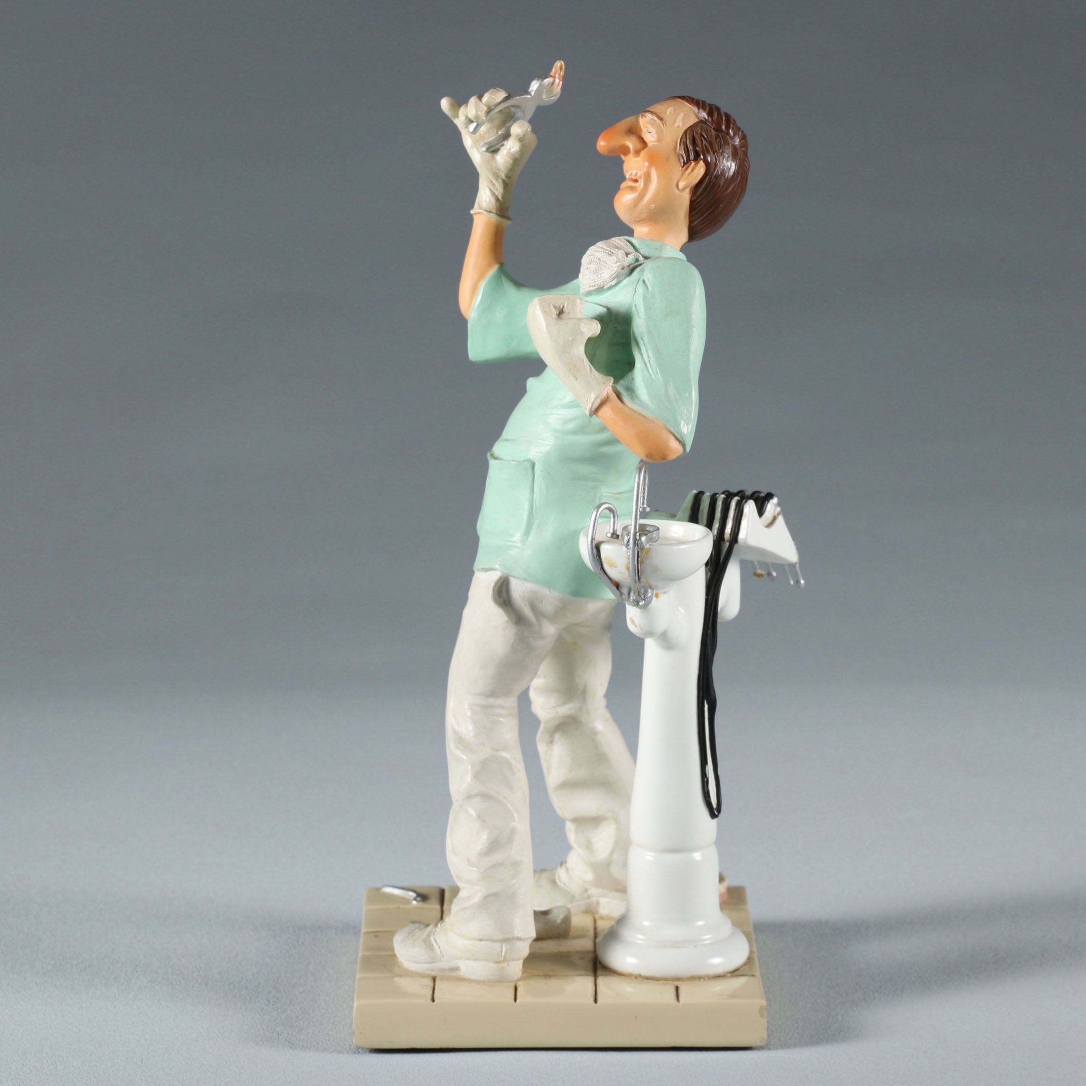 The Dentist – 50% Scale