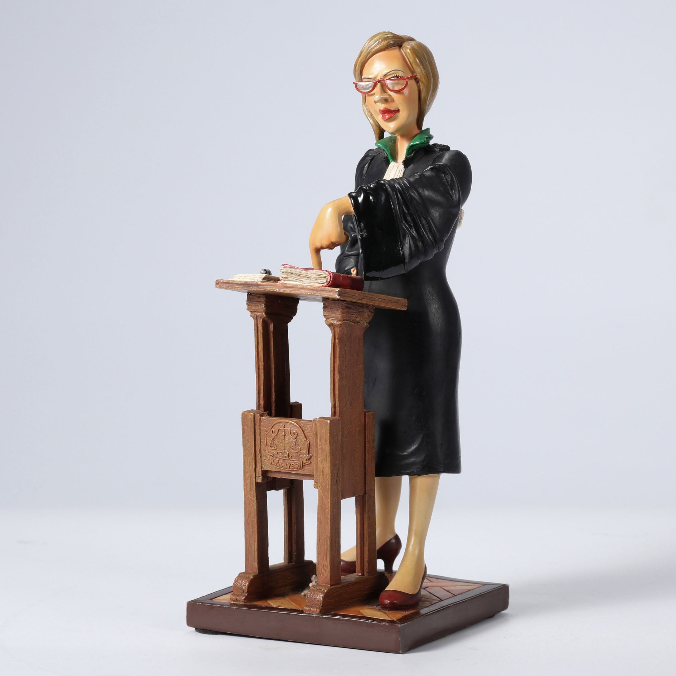 Lady Lawyer – 50% Scale