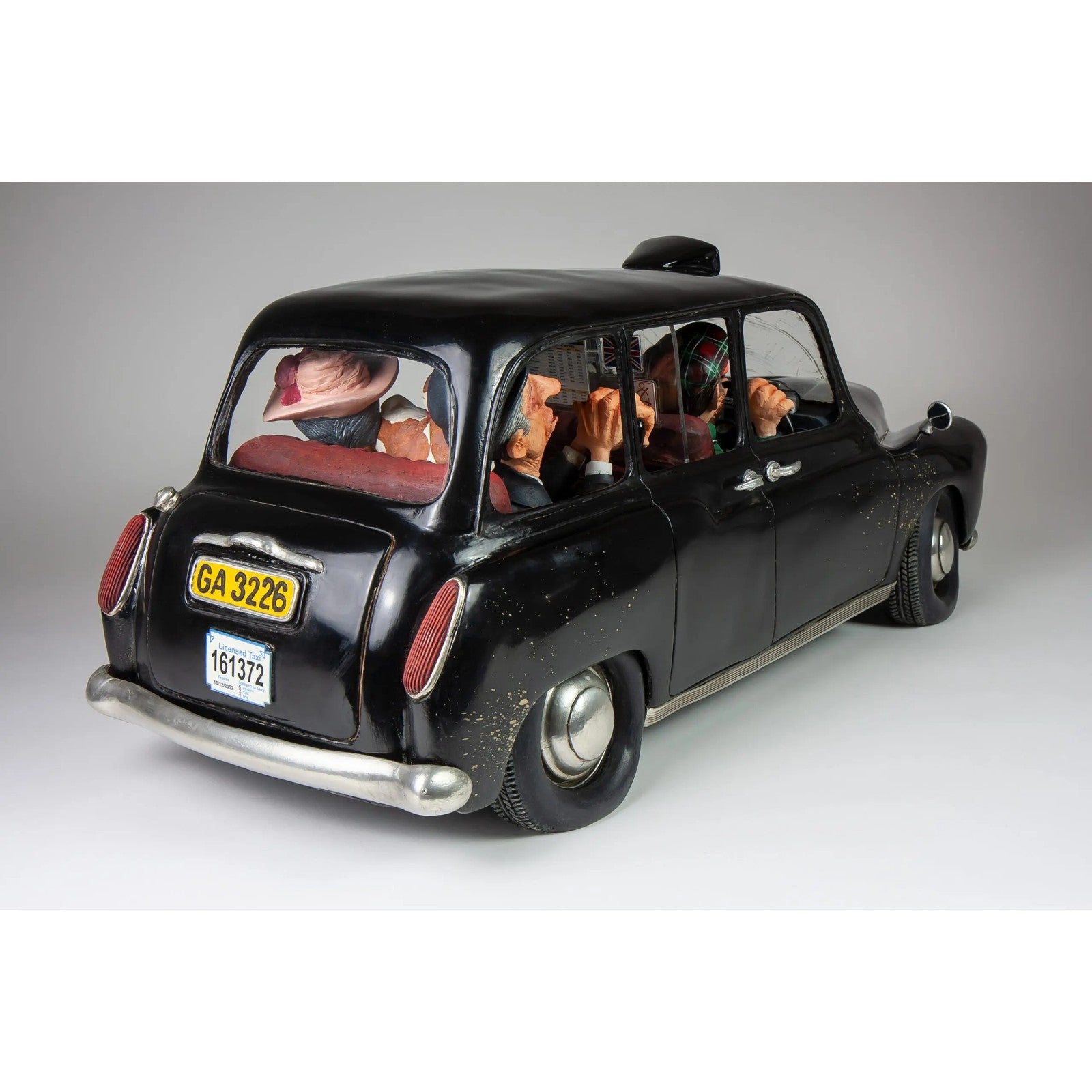 FO85089 Guillermo Forchino The London Taxi | Curios & Collectibles