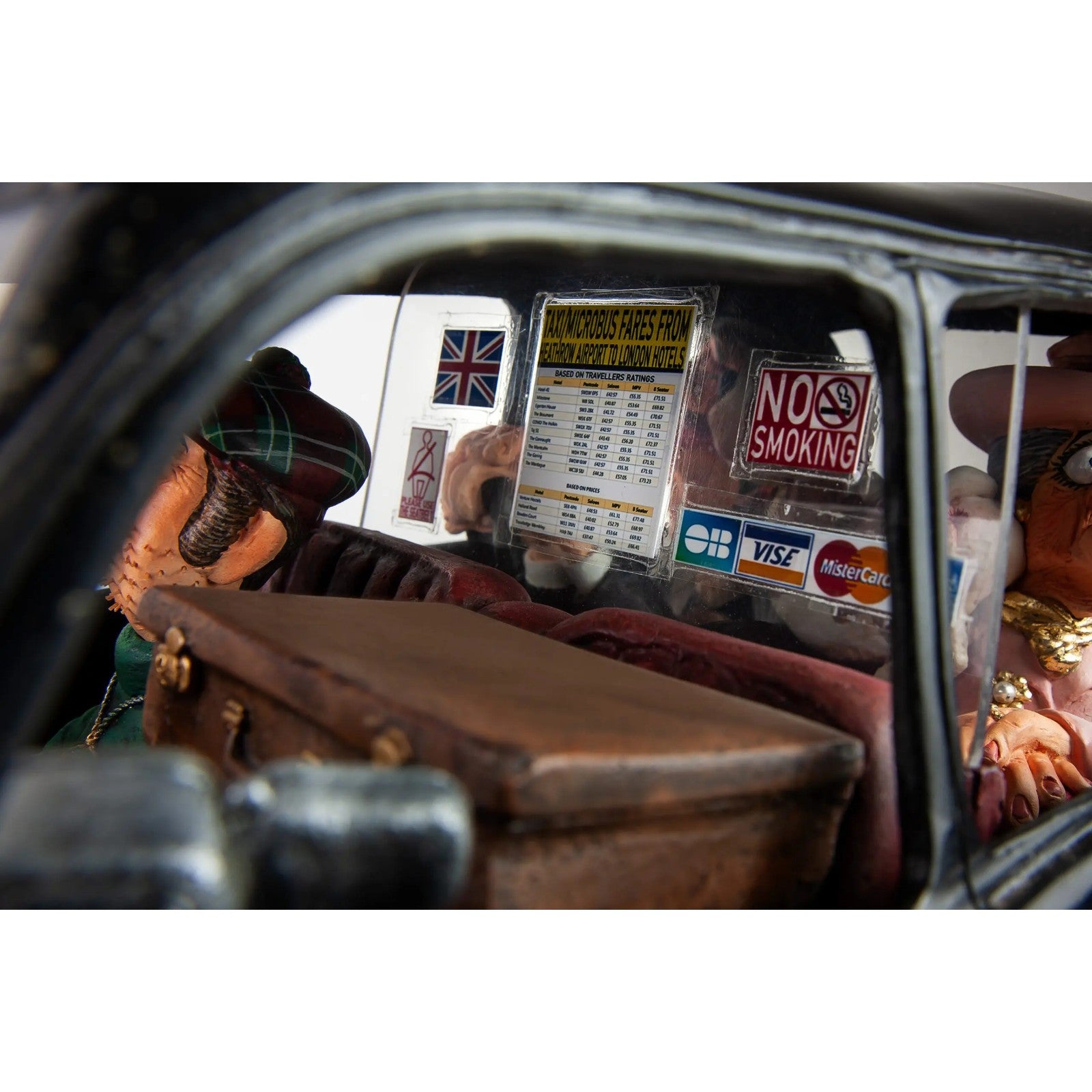 FO85089 Guillermo Forchino The London Taxi | Curios & Collectibles