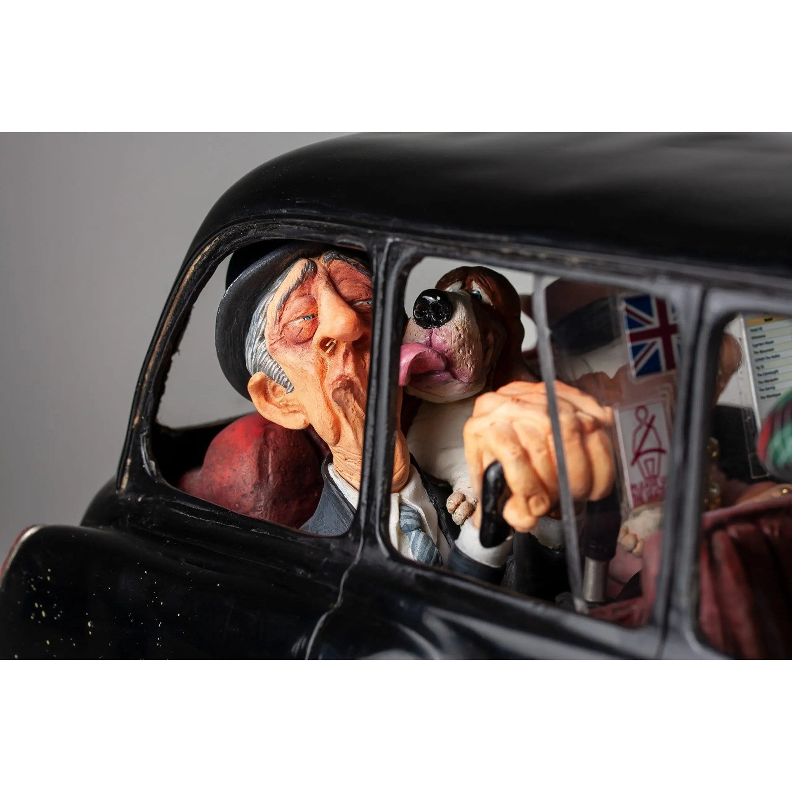 FO85089 Guillermo Forchino The London Taxi | Curios & Collectibles