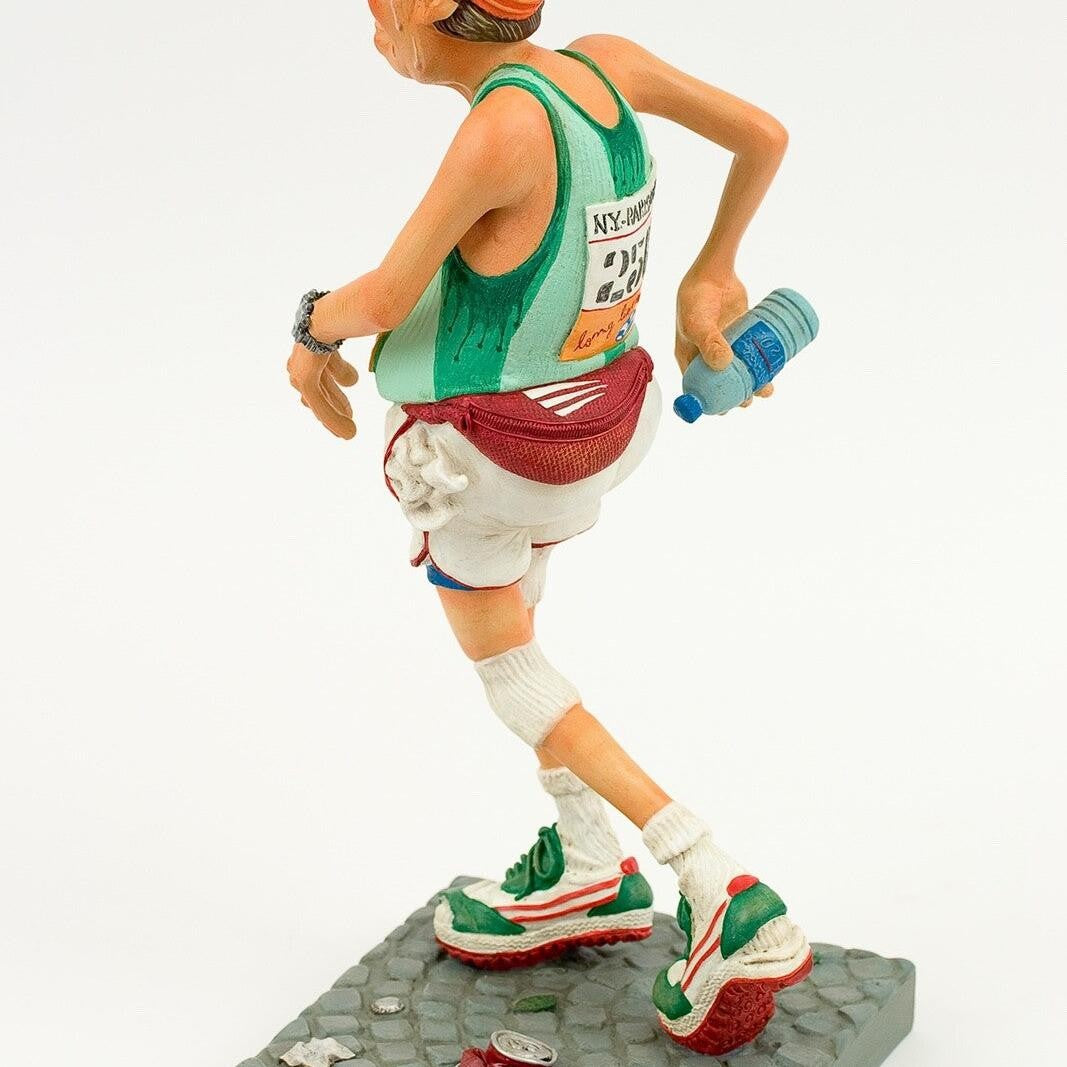 FO85513 Guillermo Forchino The Runner | Curios & Collectibles