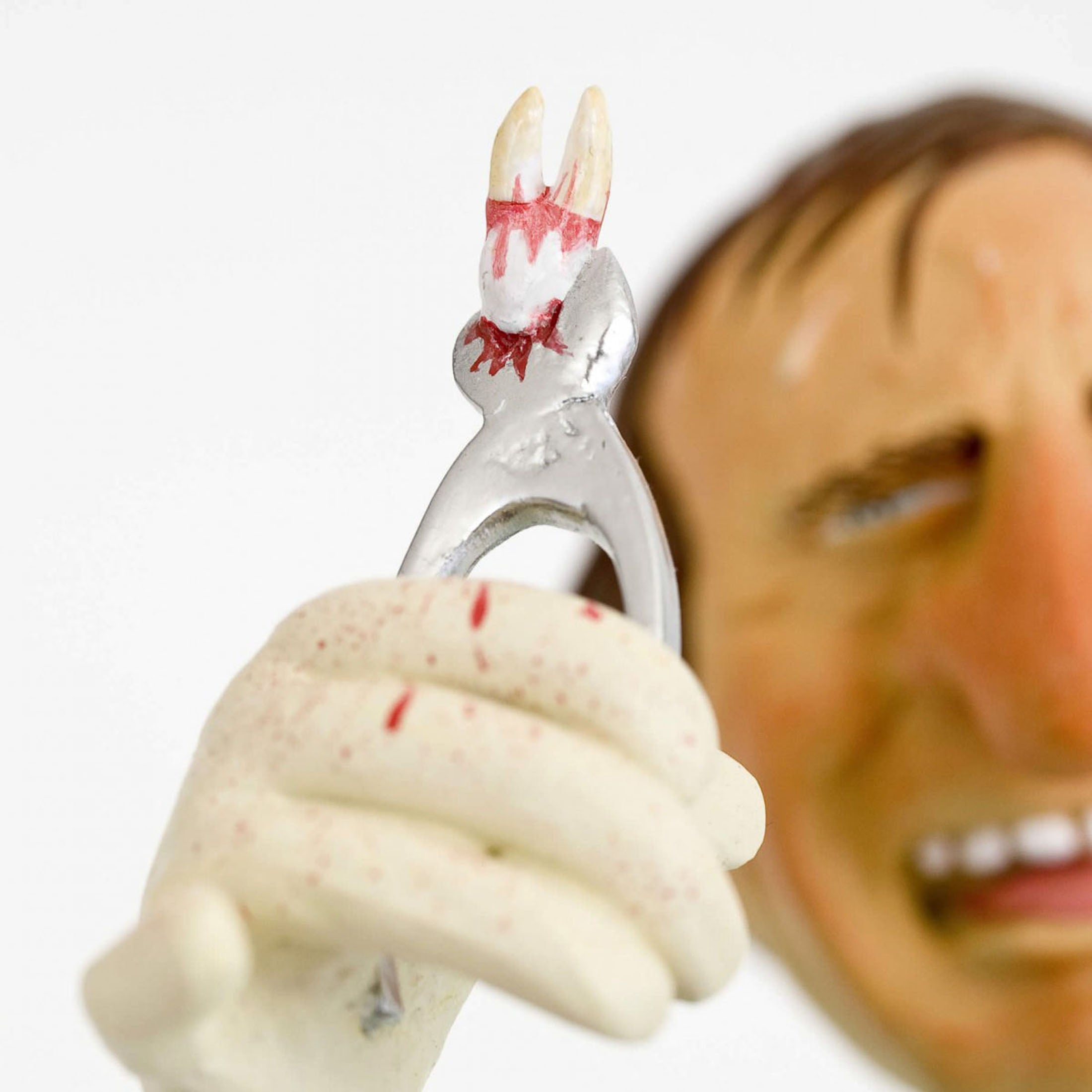The Dentist – 100% Scale
