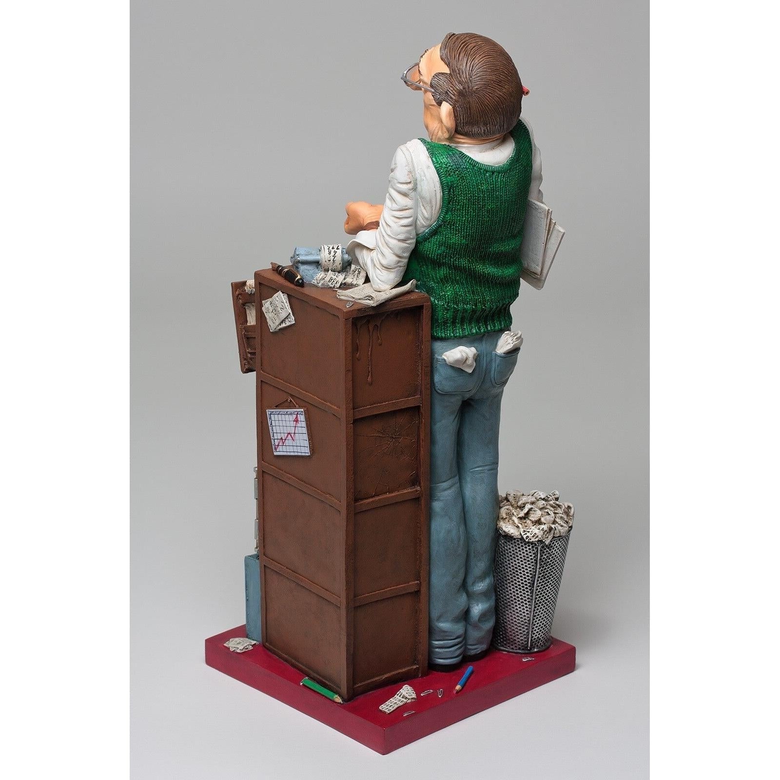 FO85536 Guillermo Forchino The Accountant | Curios & Collectibles