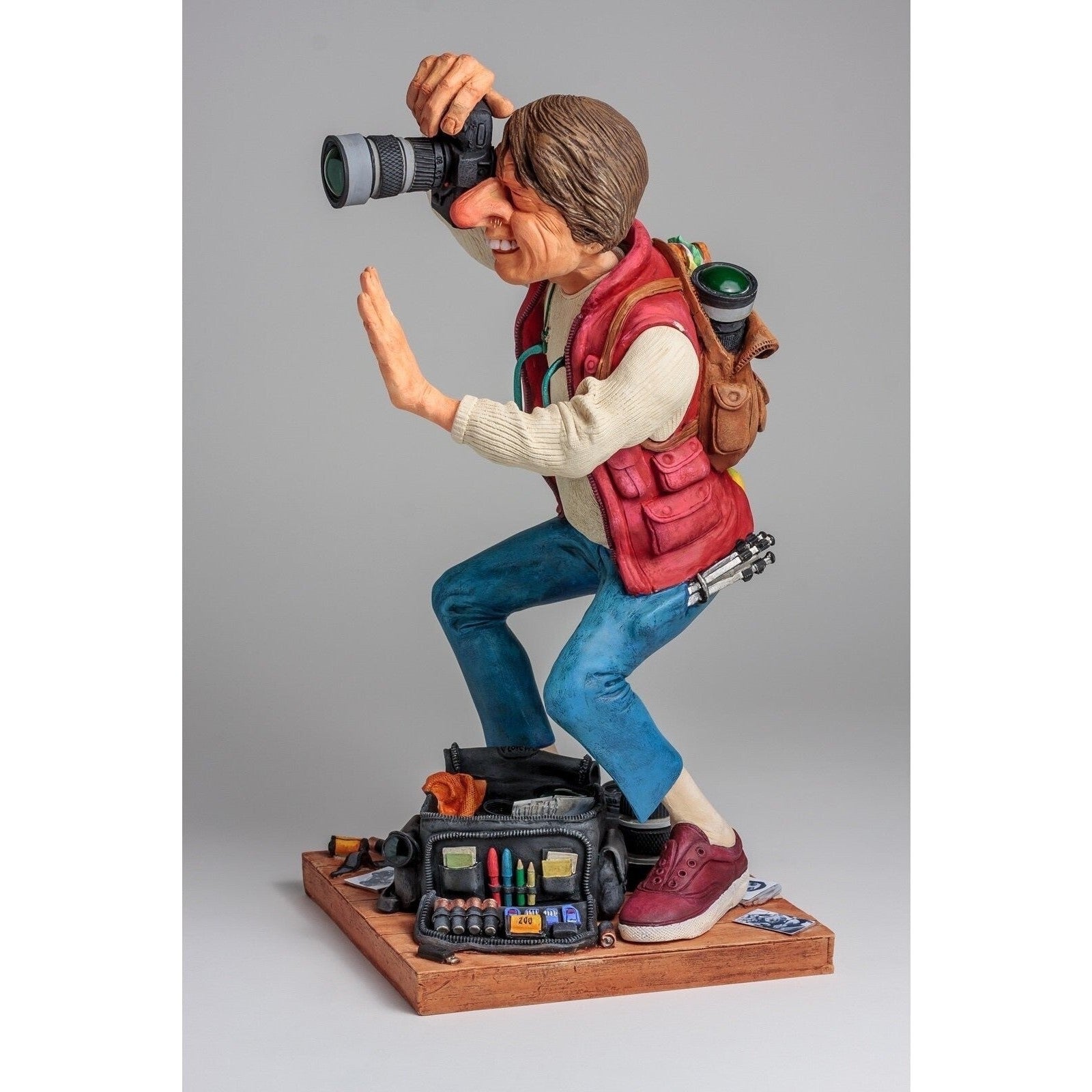 FO85538 Guilermo Forchino Photographer | Curios & Collectibles