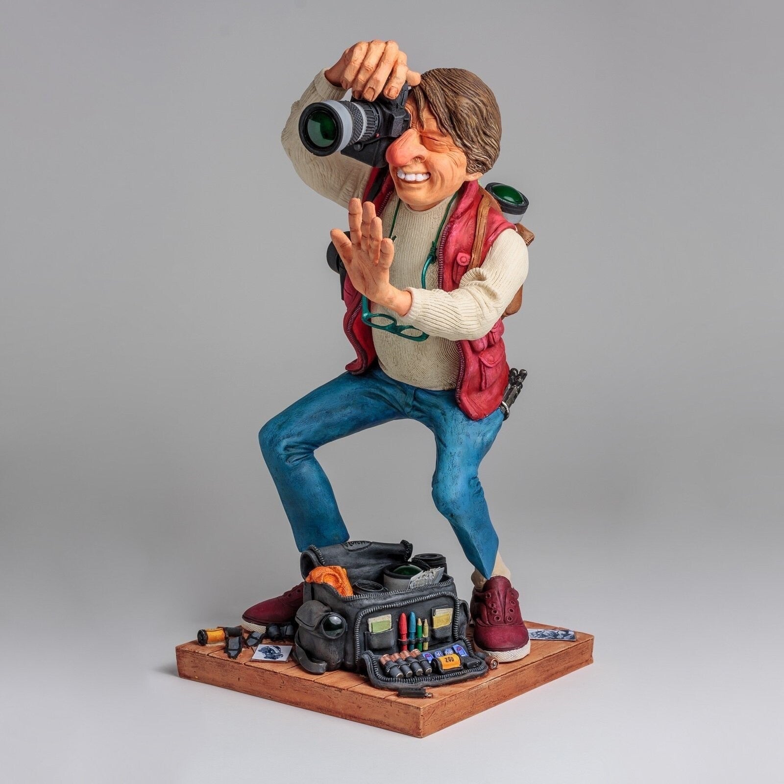 FO85538 Guilermo Forchino Photographer | Curios & Collectibles