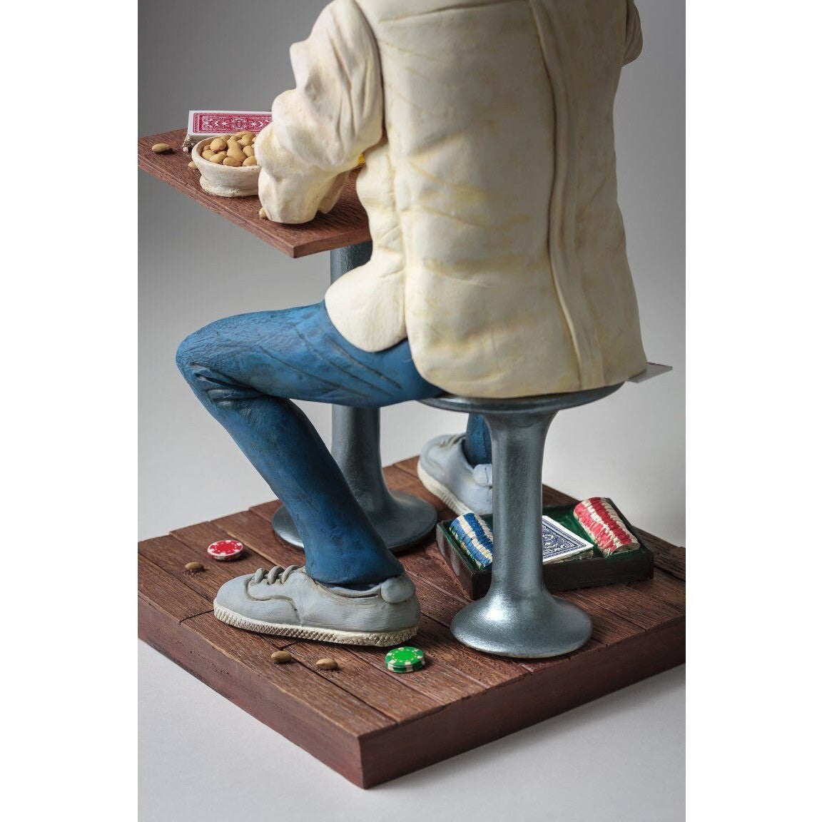 FO85545, The Poker Player Figurine | Figurines & Statues
