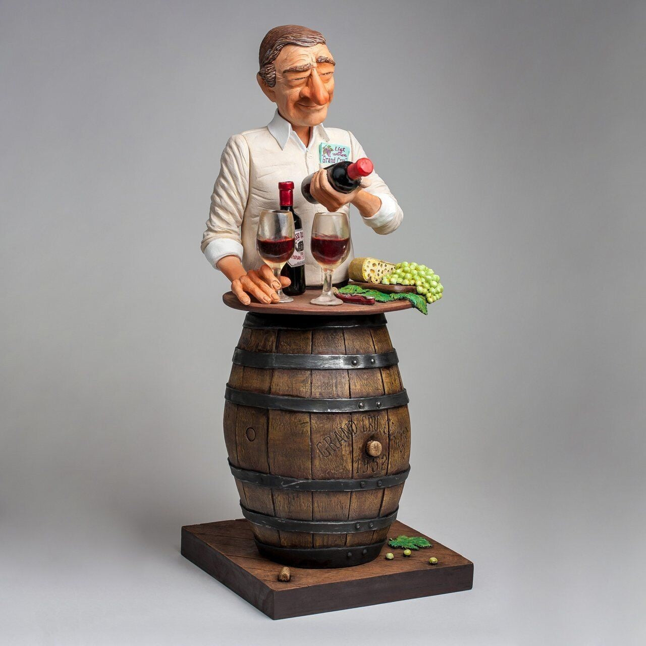 FO85547 Guilermo Forchino The Wine Lover | Figurines & Statues