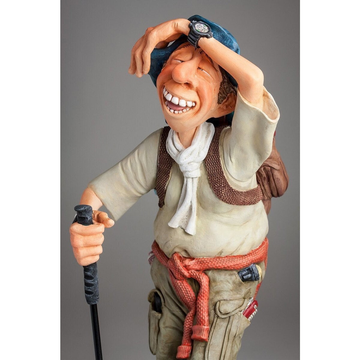 FO85551 Guilermo Forchino Large The Hiker Figurine. Original