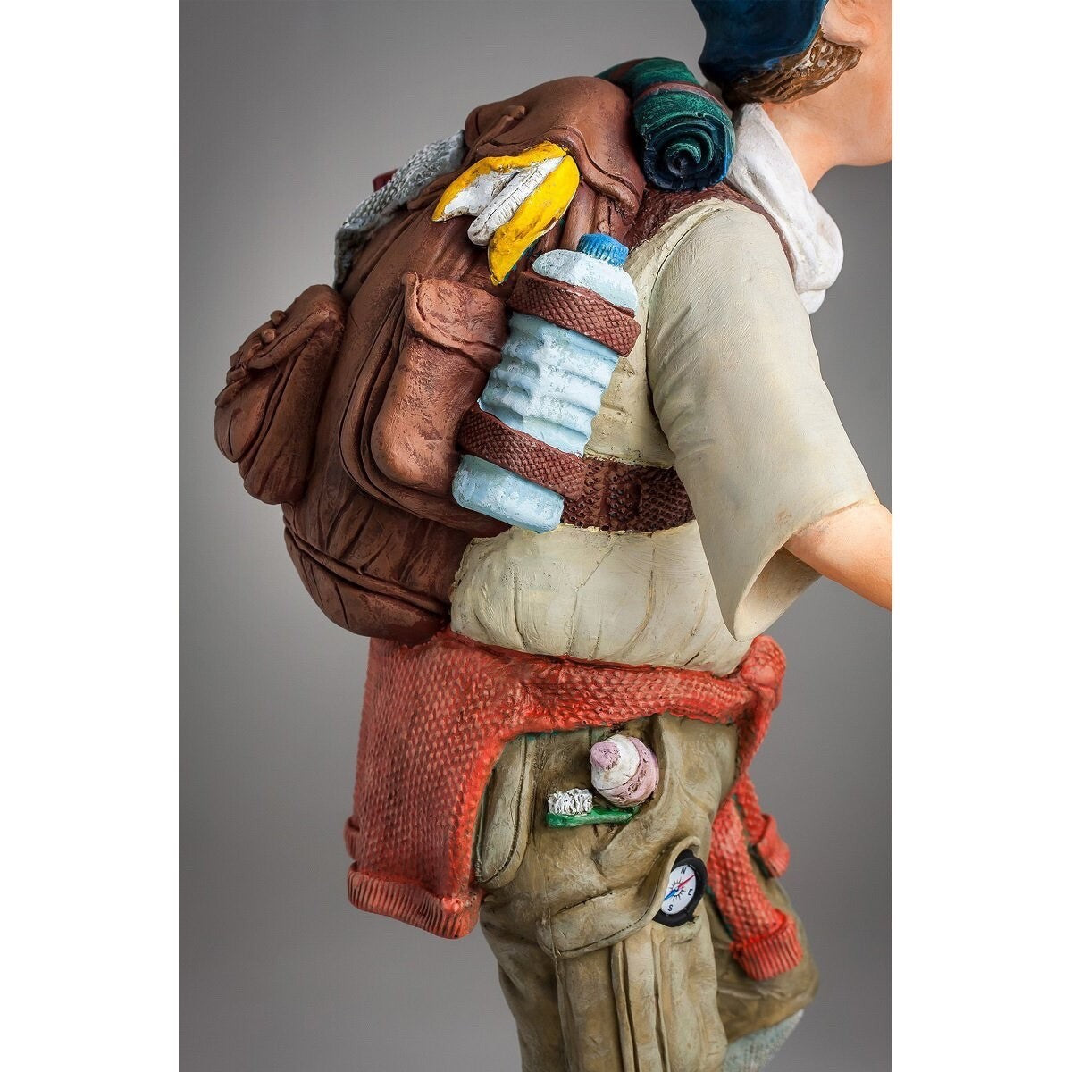 FO85551 Guilermo Forchino Large The Hiker Figurine. Original