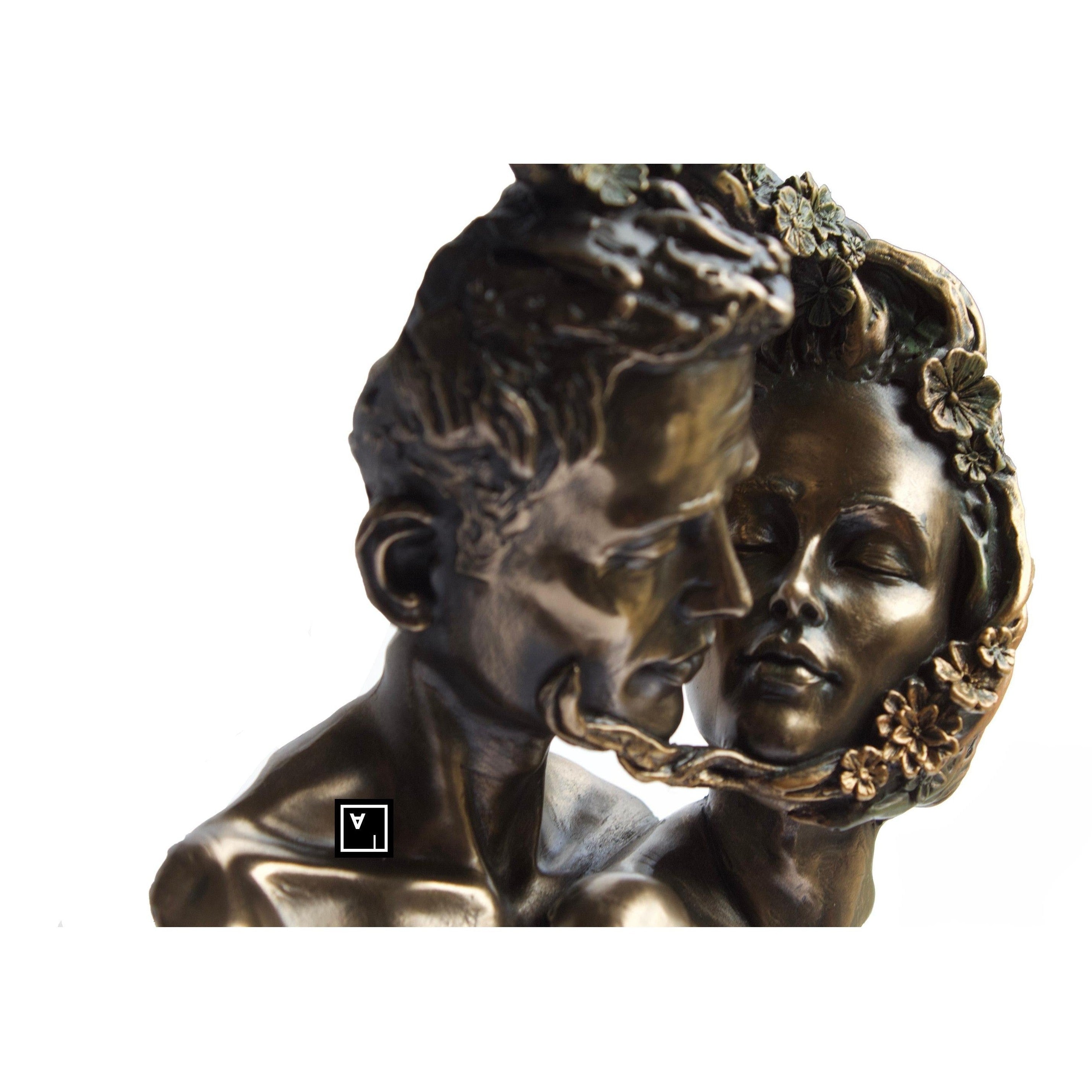 Goodbye Kiss | Curios & Collectibles | Home Decor | Handcrafted