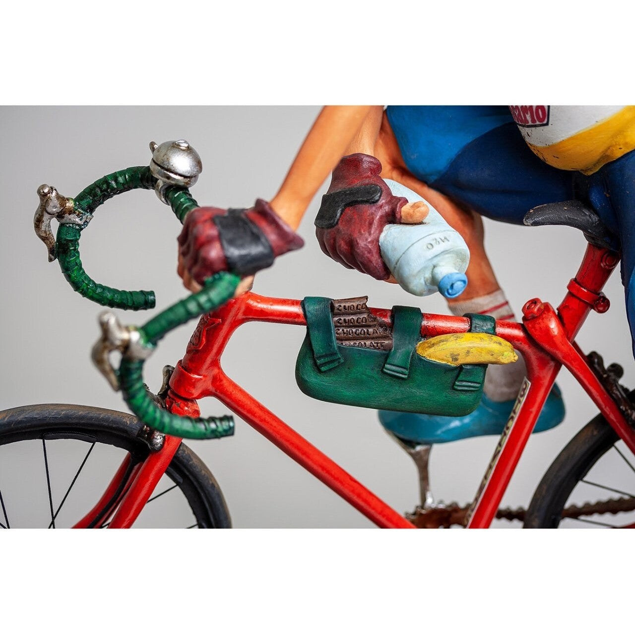 Guillermo Forchino The Cyclist Figurine FO85550 – Comic Art Bike