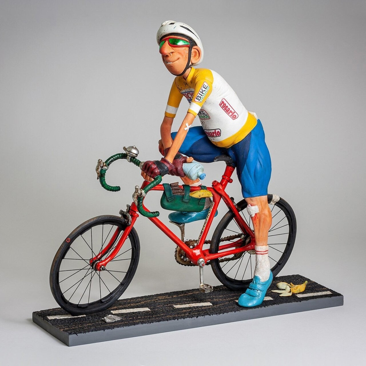 Guillermo Forchino The Cyclist Figurine FO85550 – Comic Art Bike
