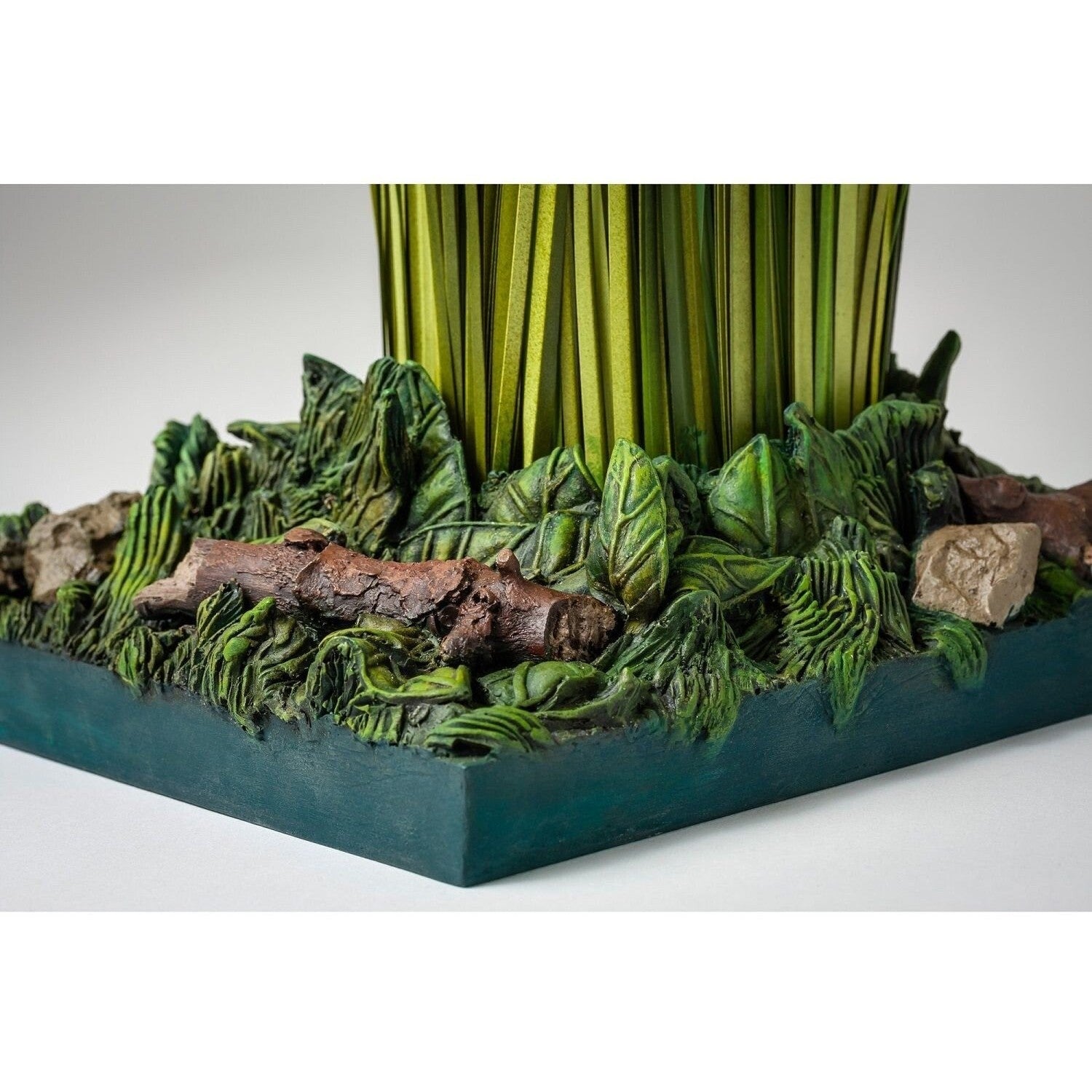 Guillermo Forchino The Golfer Figurine FO85554 – Comic Art Sculpture –